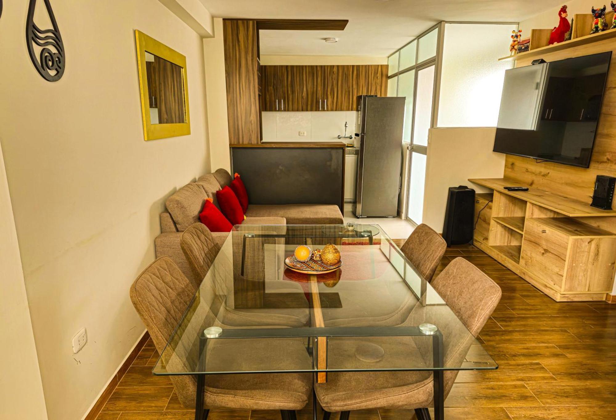 Fiflo's Ii Apartment