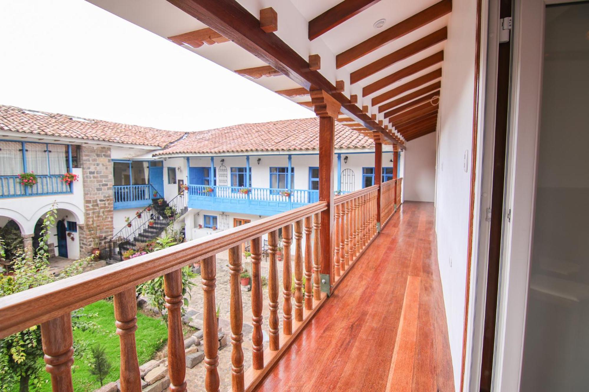 Qori, Nuevo Centro Historico De Cusco, Cuesta San Blas 561