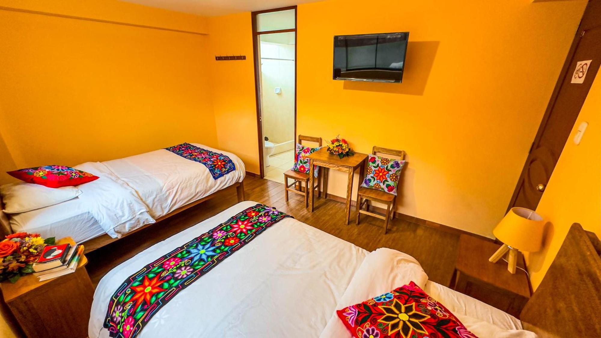 Hostal Andean Atoq *