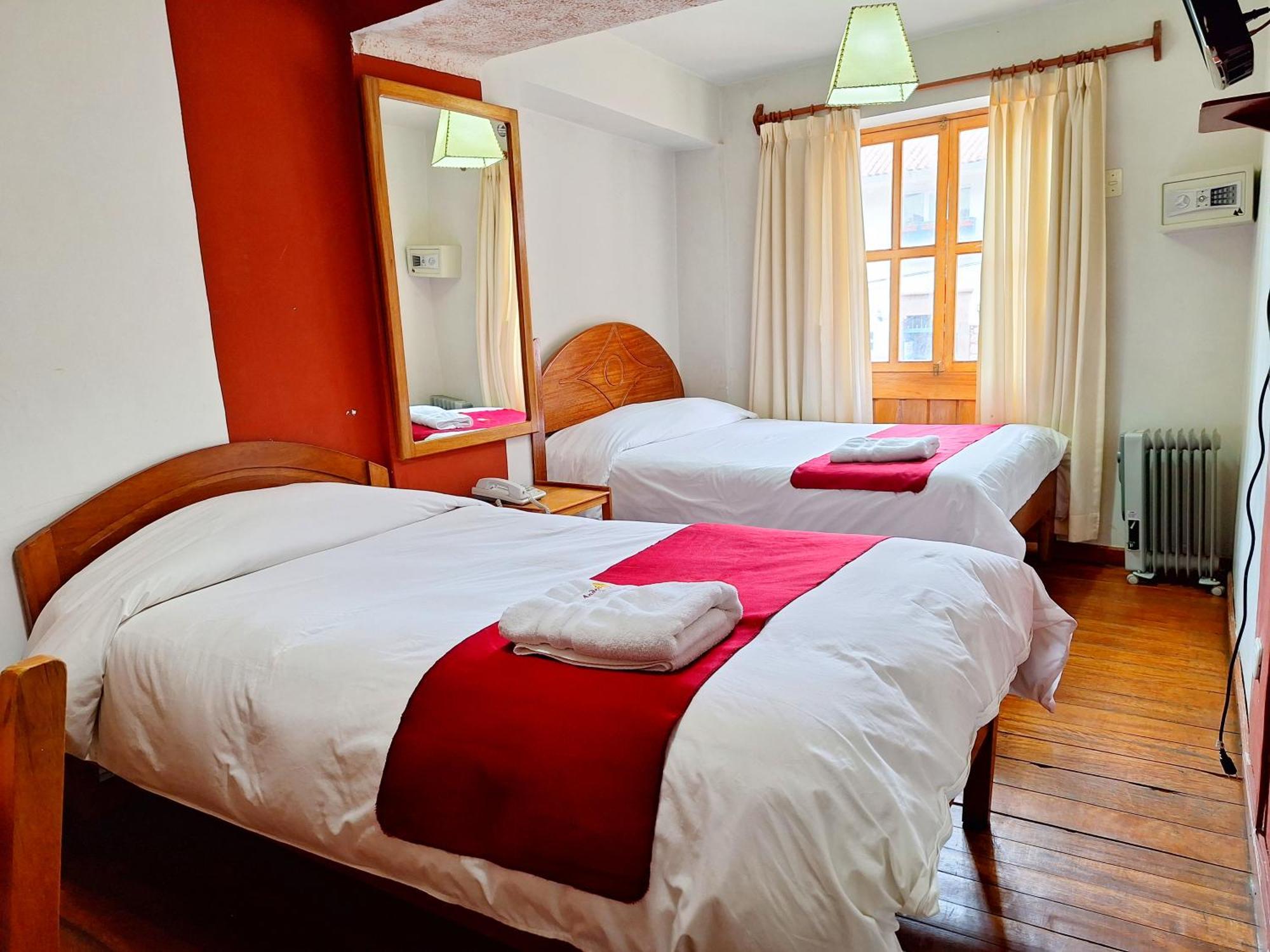 Hotel Andenes Del Sol 2*