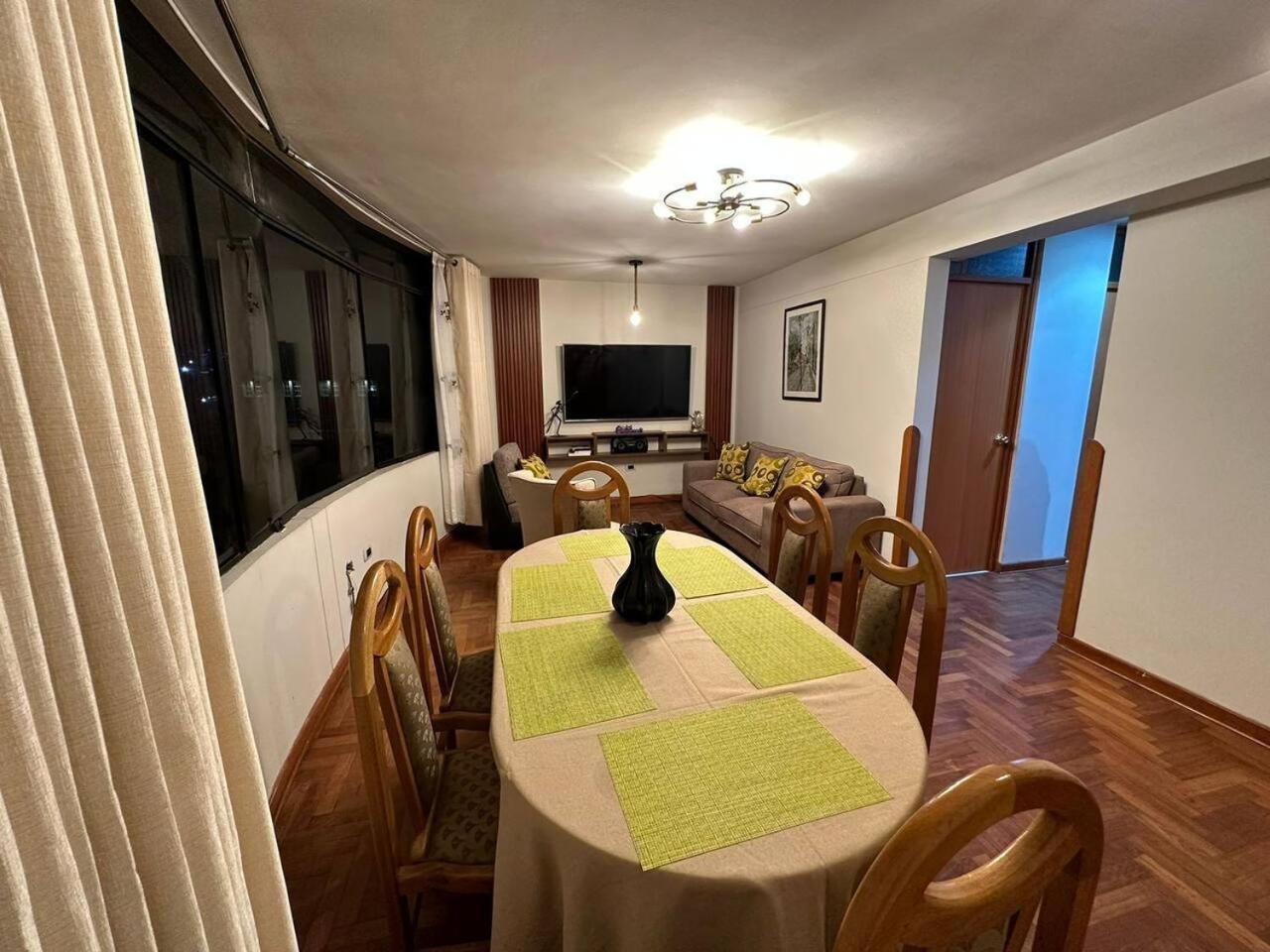 Departamento Camino Real * Cusco
