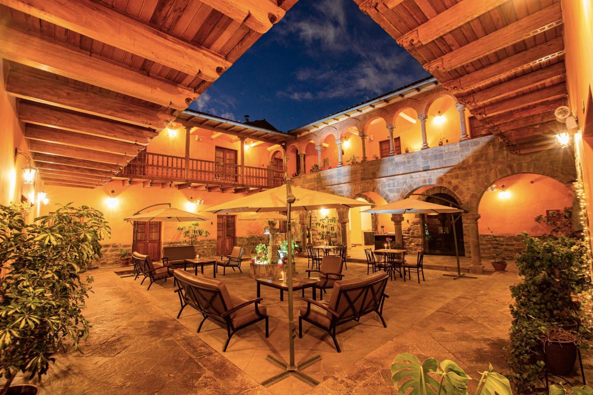 Anahuarque Boutique