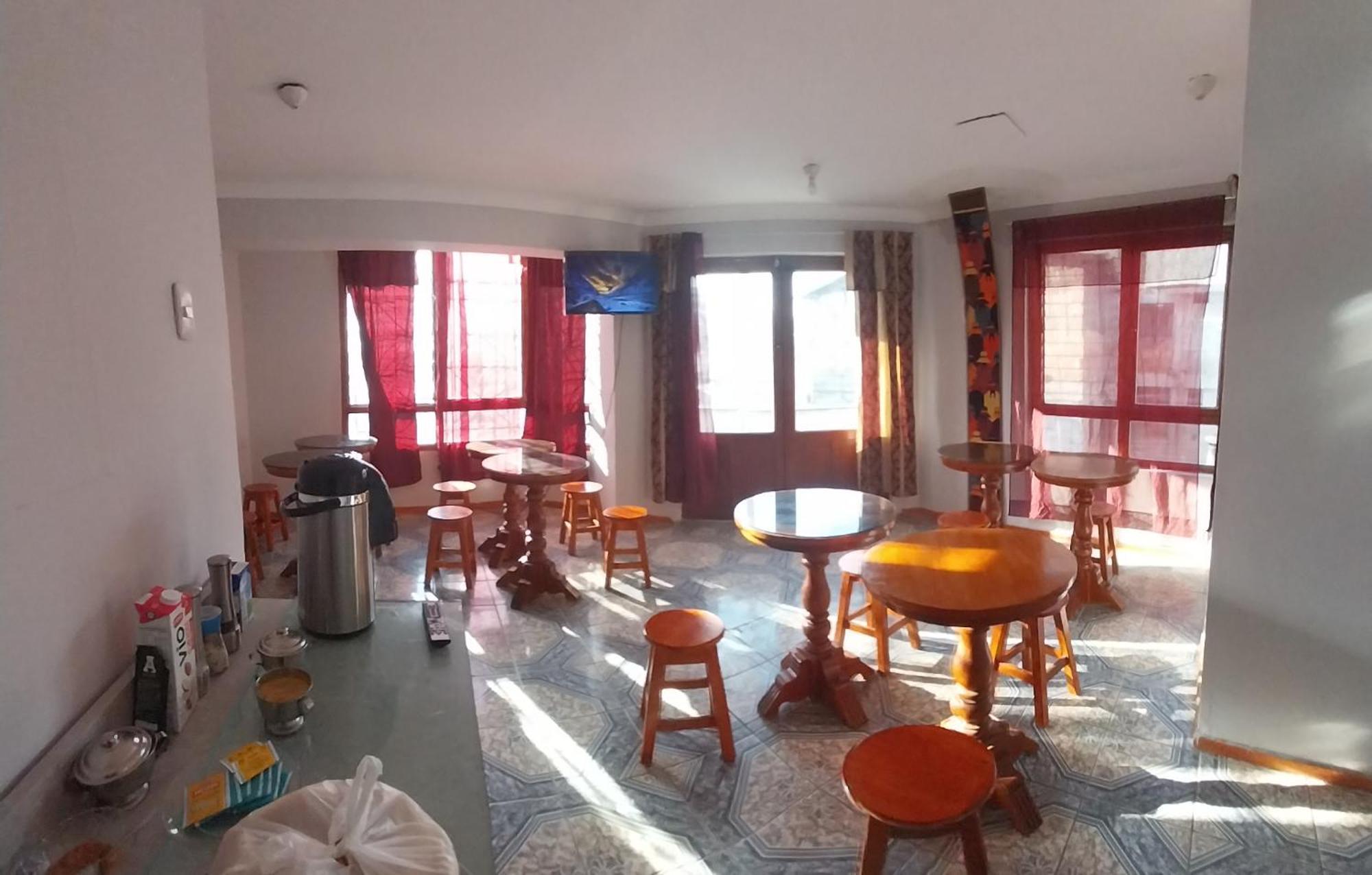Apu Veronica Hotel
