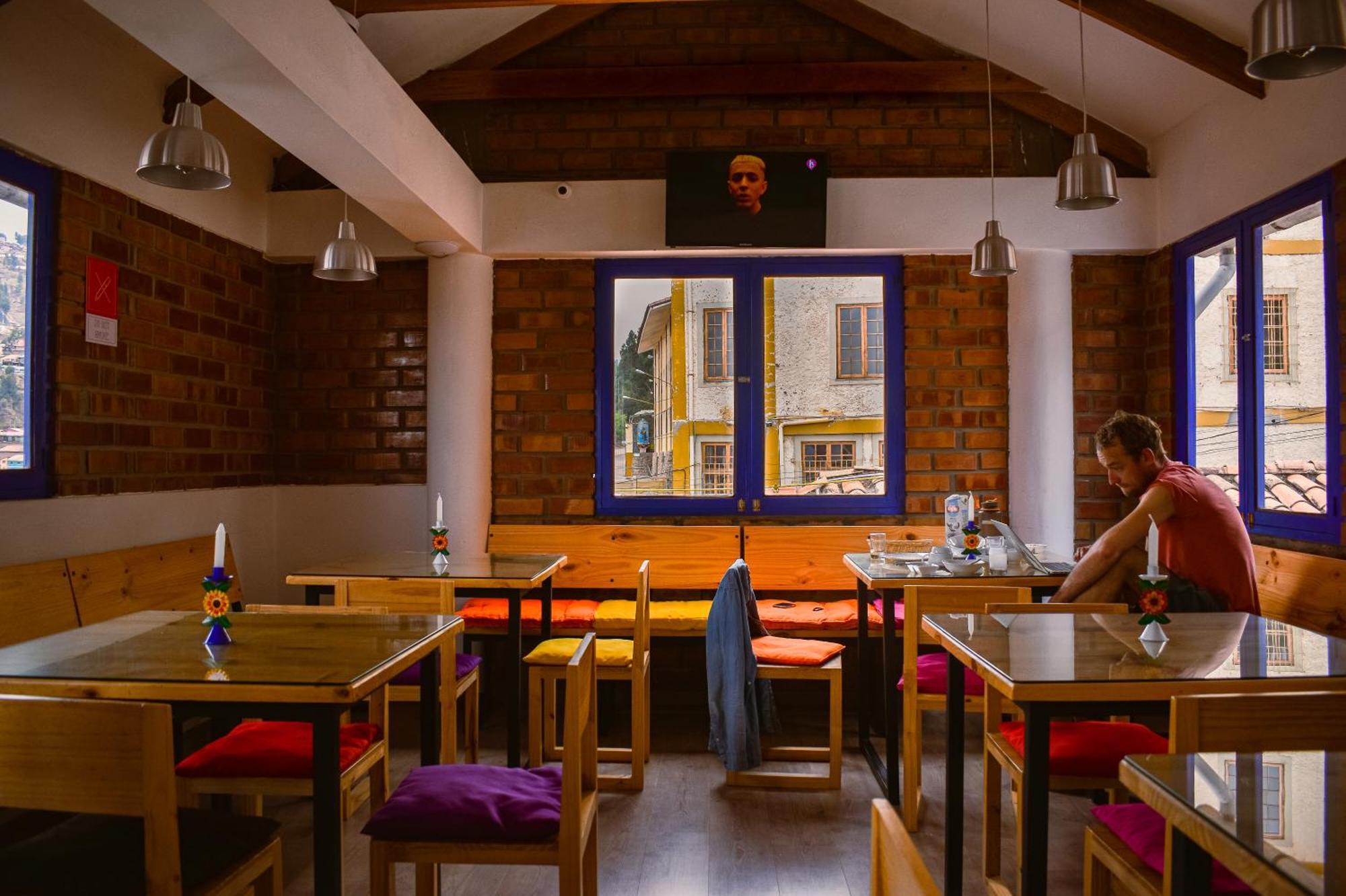 Saqray Hostel