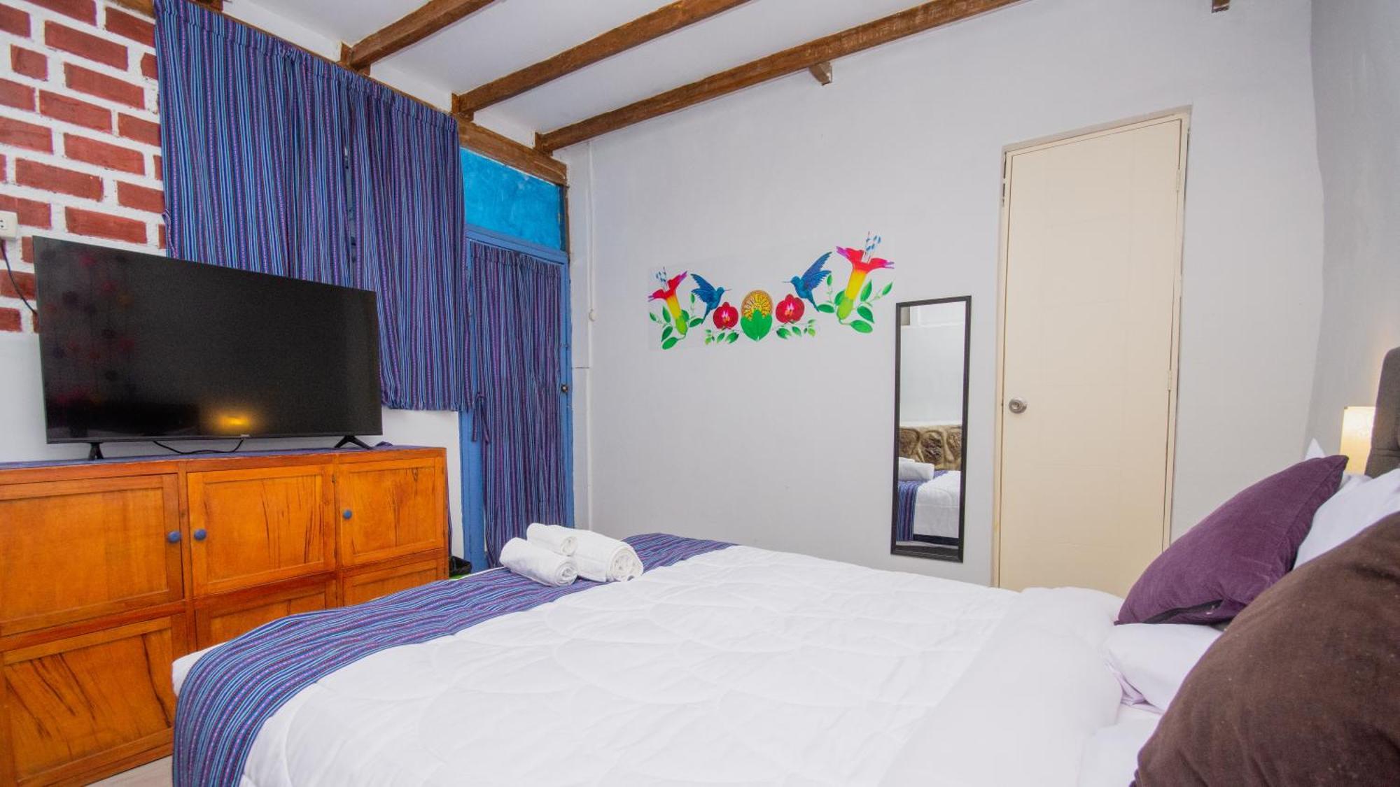 Casa Azul Homestay *