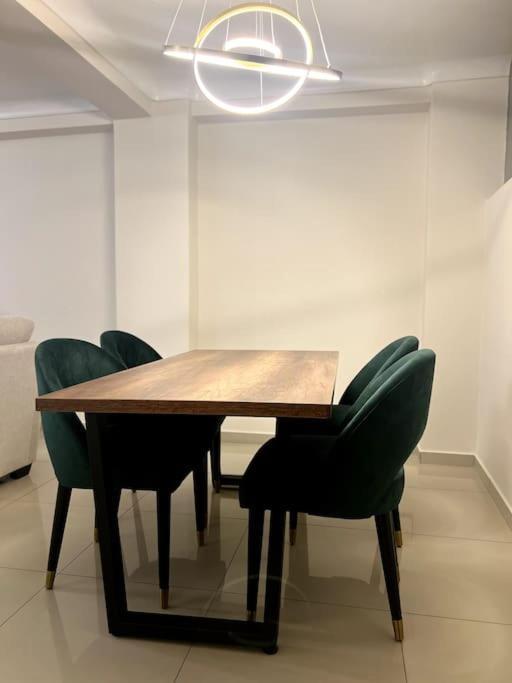 Lux View Apartment