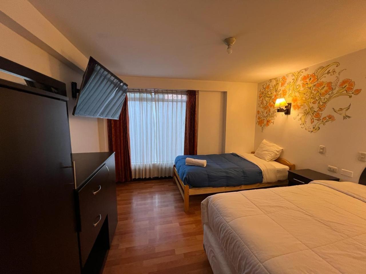 Hotel La Estancia 3*