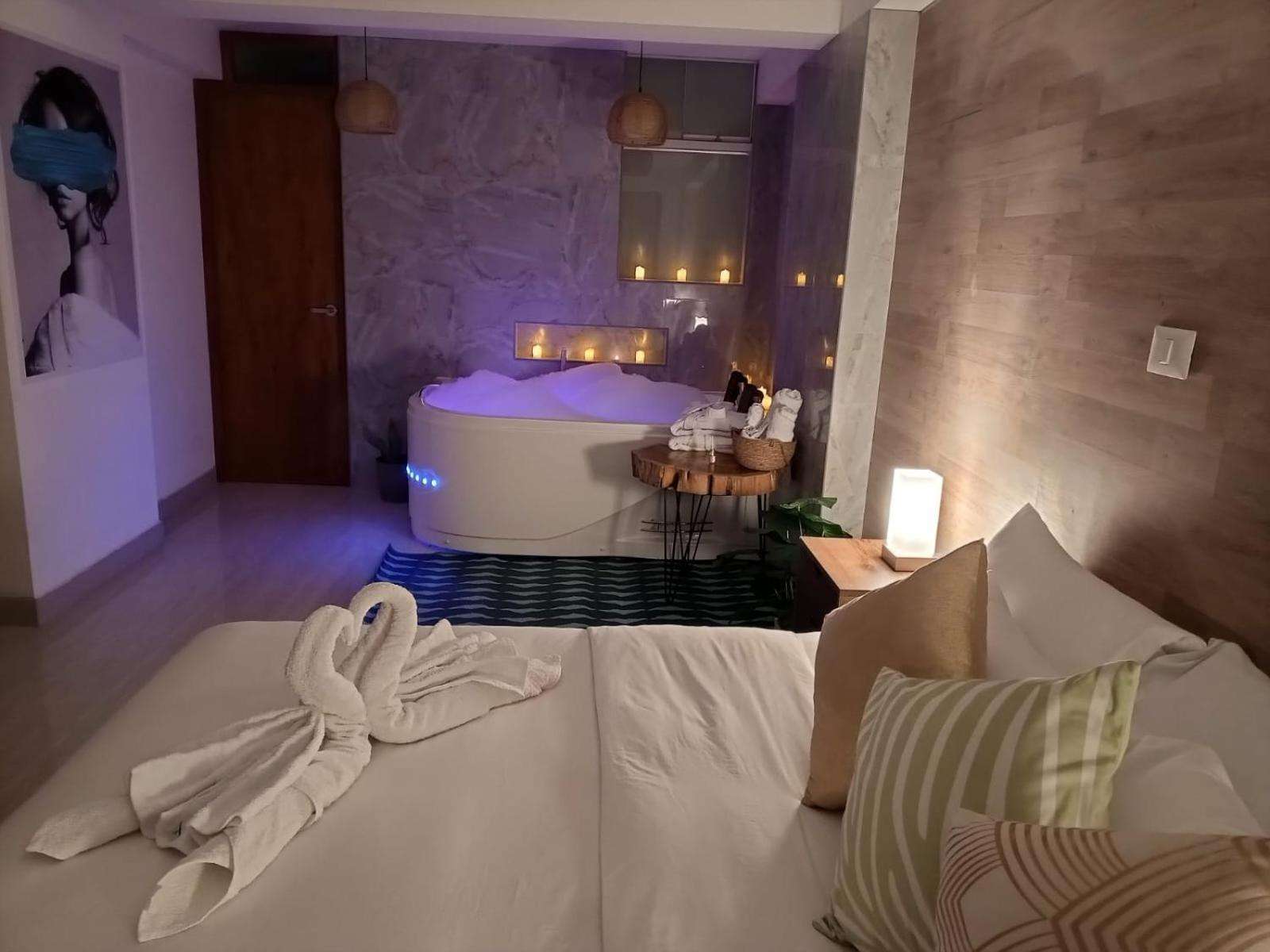 Hotel Peru *