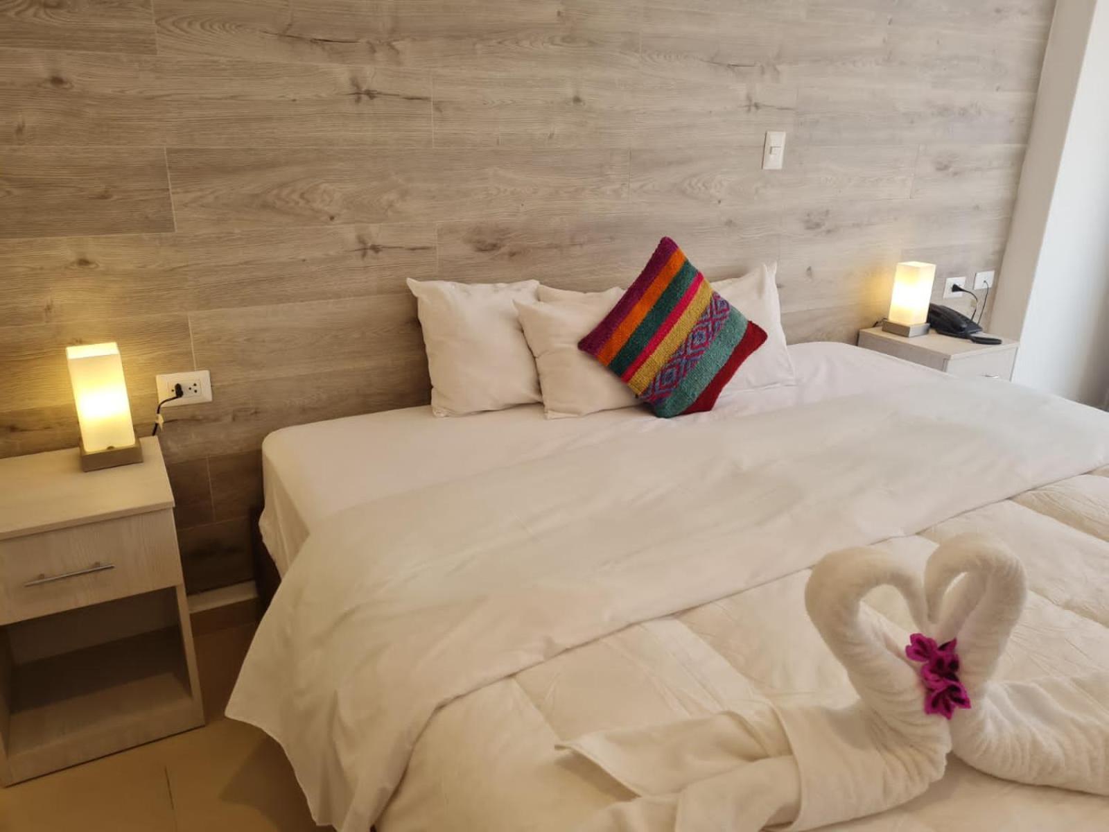Peru Hotel *