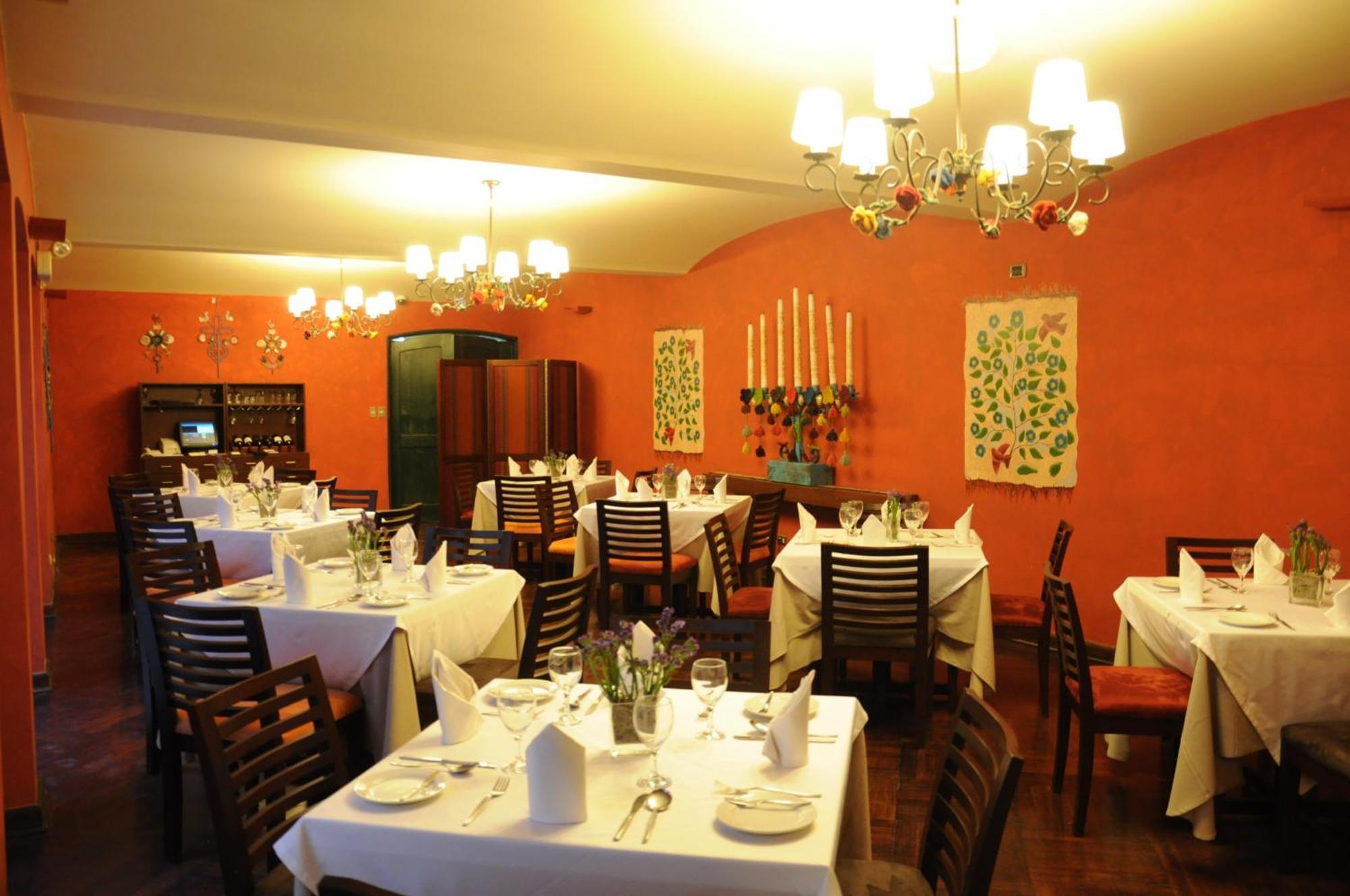 Lp Portales Hotel
