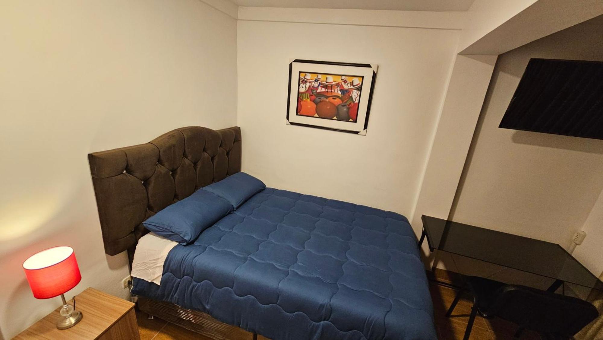 Habitación en casa particular Profesionales 102- Transporte Aeropuerto Gratis! *