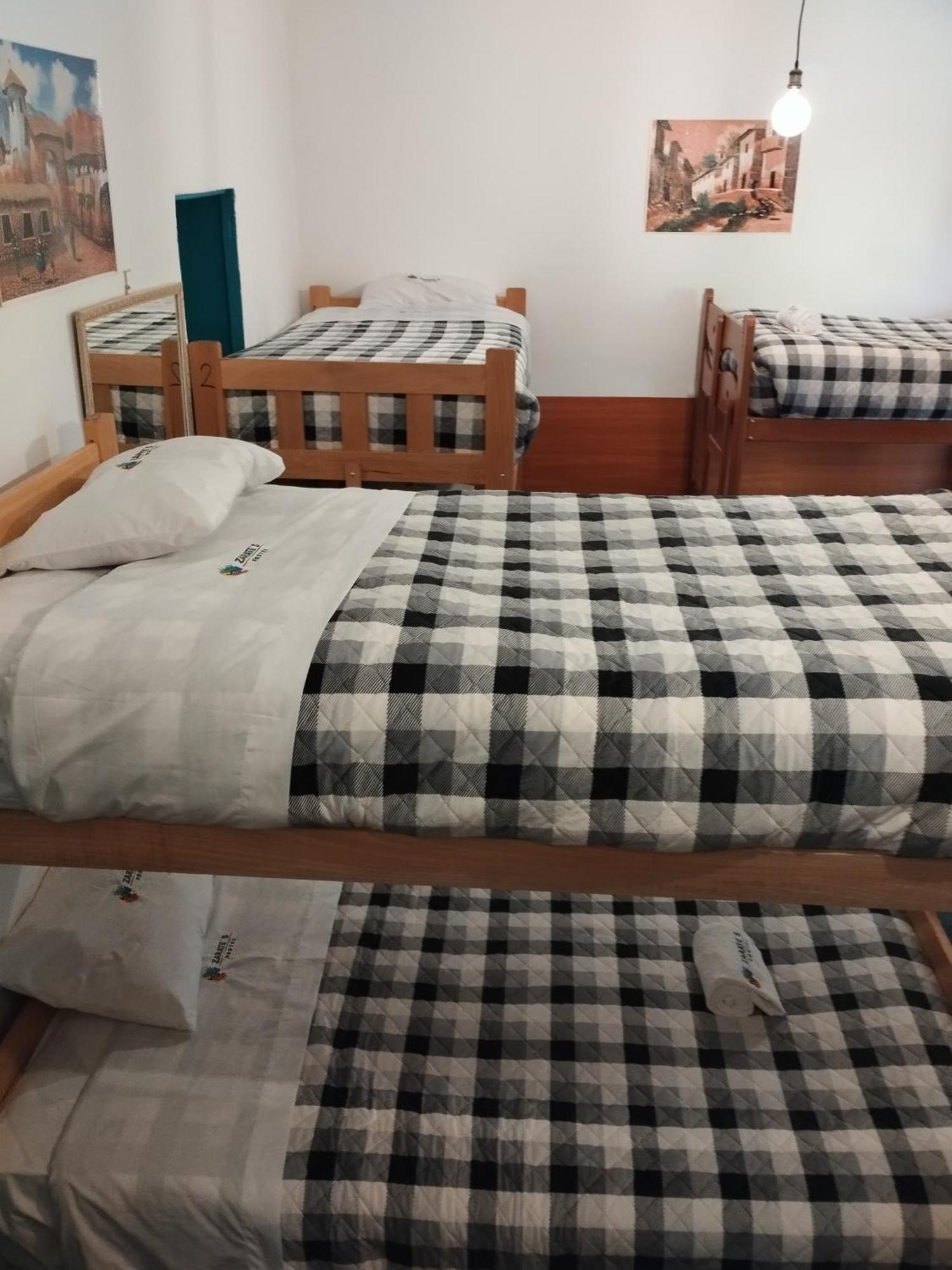 Zarates Guest house *
