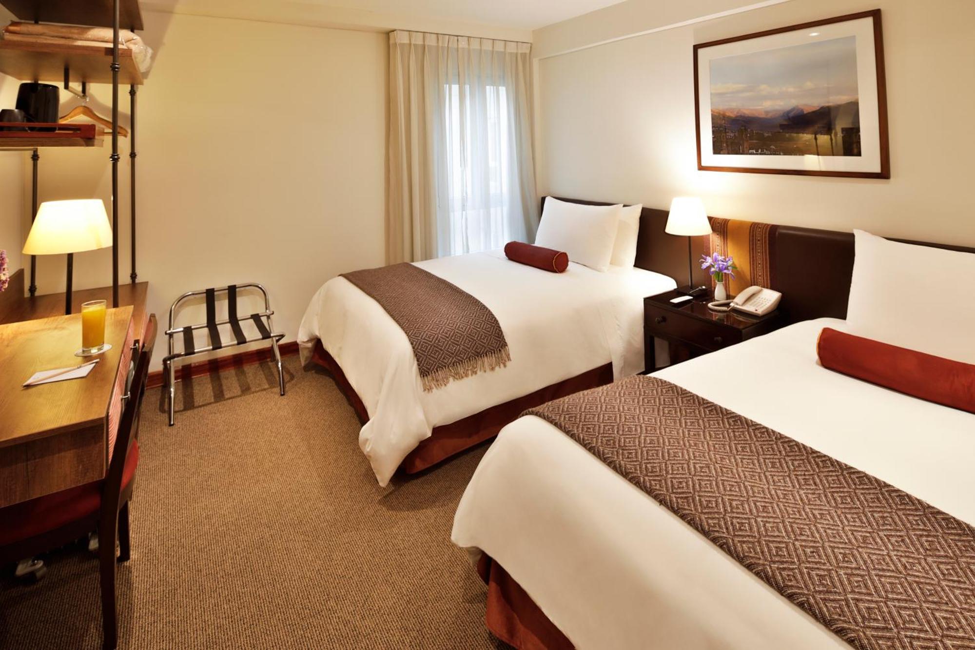 Hotel Lp Portales