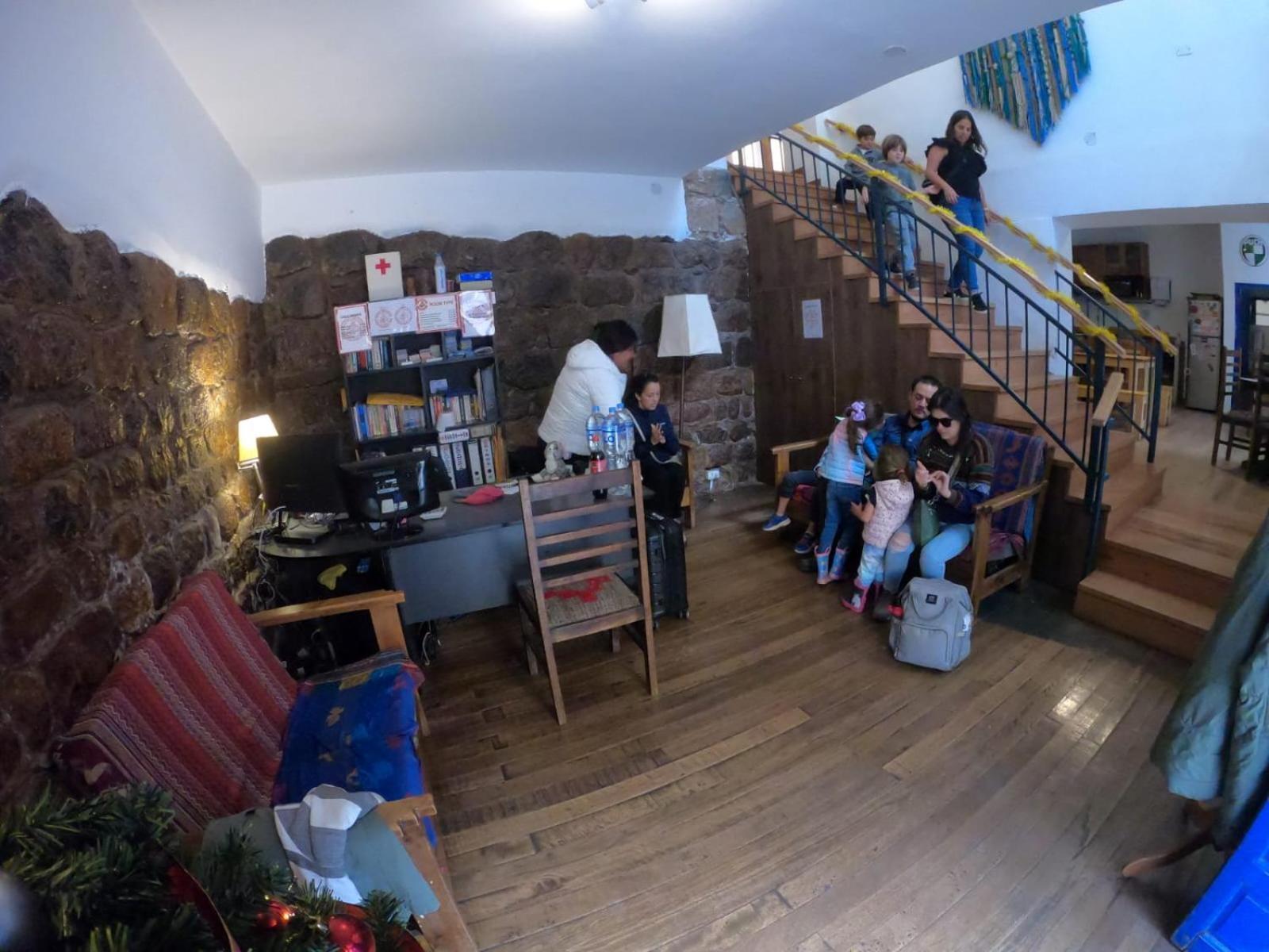 Flying Dog Hostal