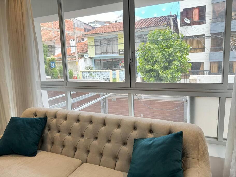 Apartment Departamento Comodo En Zona Residencial Y Tranquila A 10 Minutos Del Centro De *