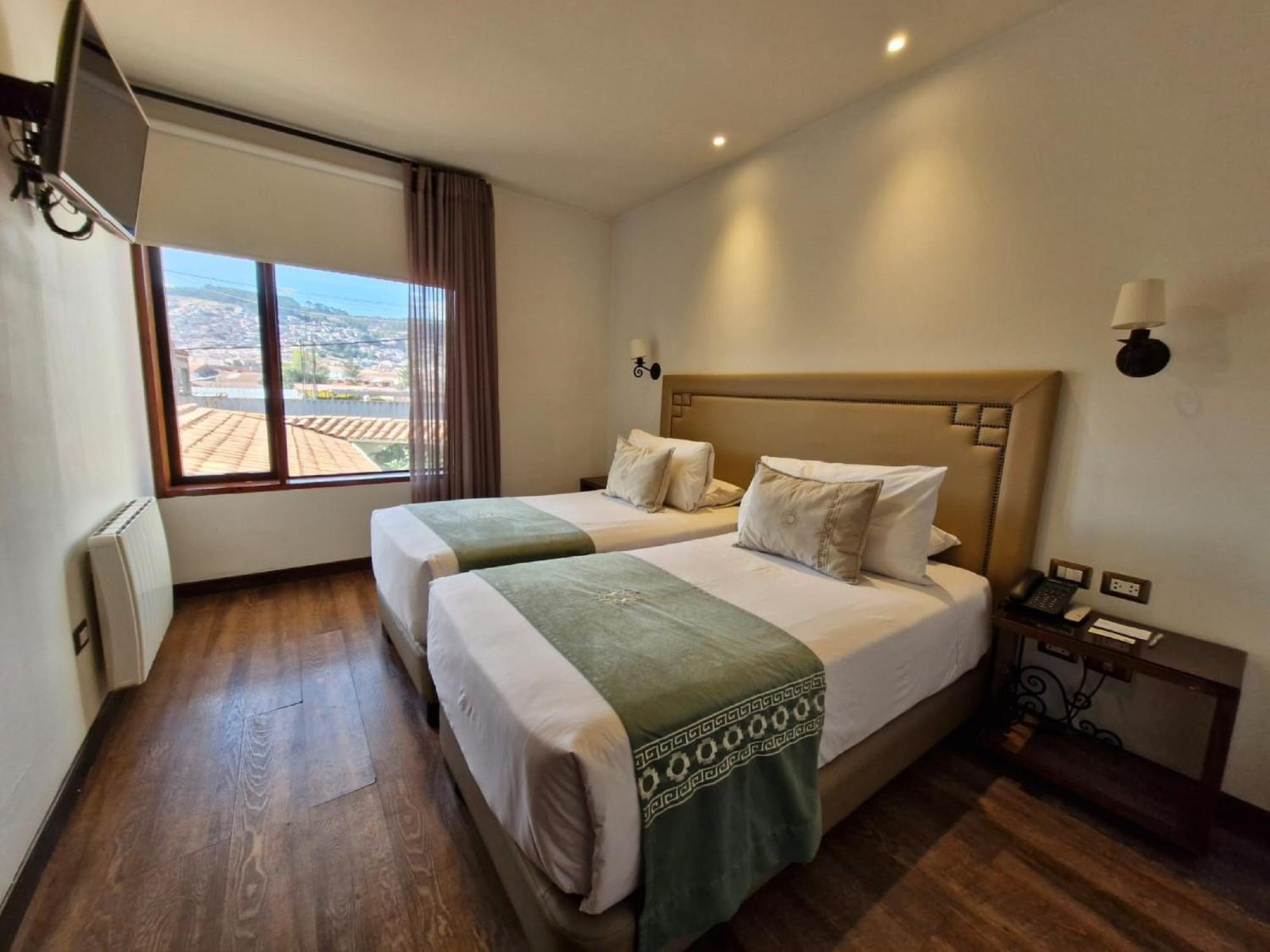 Casa Esmeralda 3*
