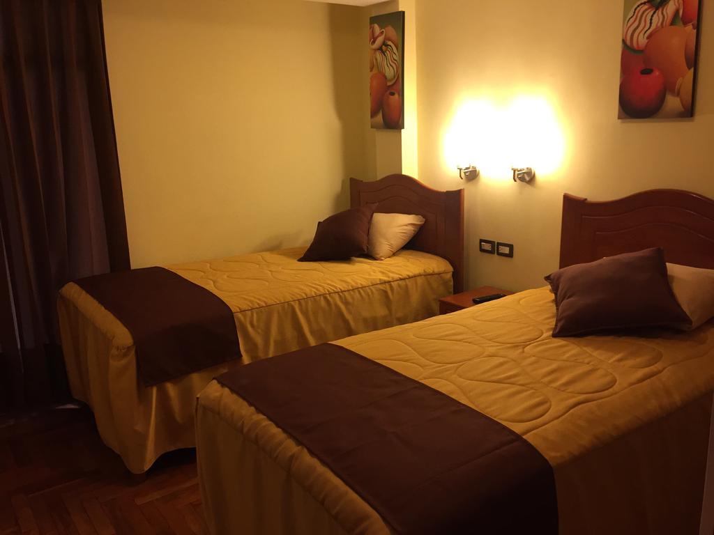 Khuyay Guest house *