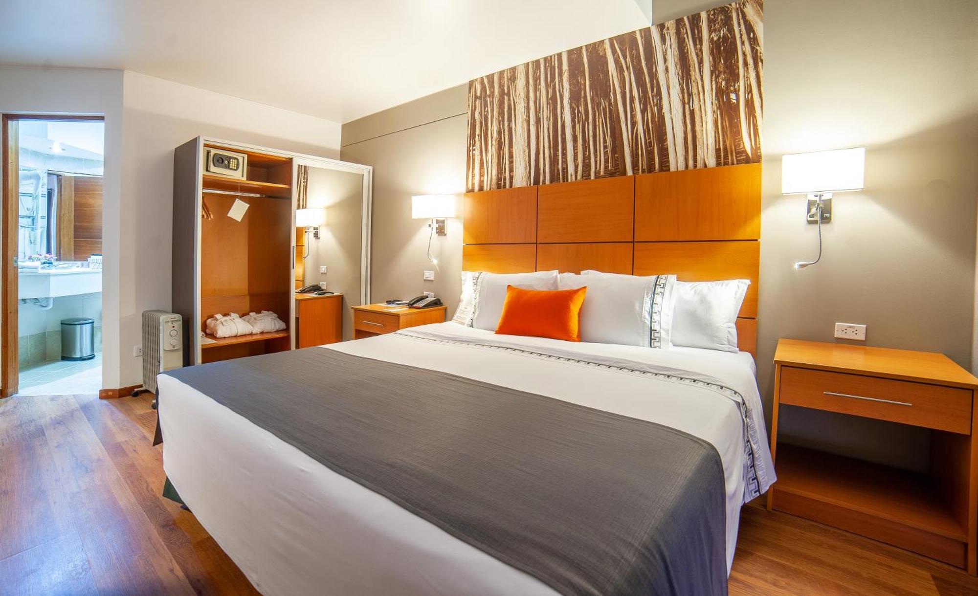 Xima Exclusive Hotel 4*