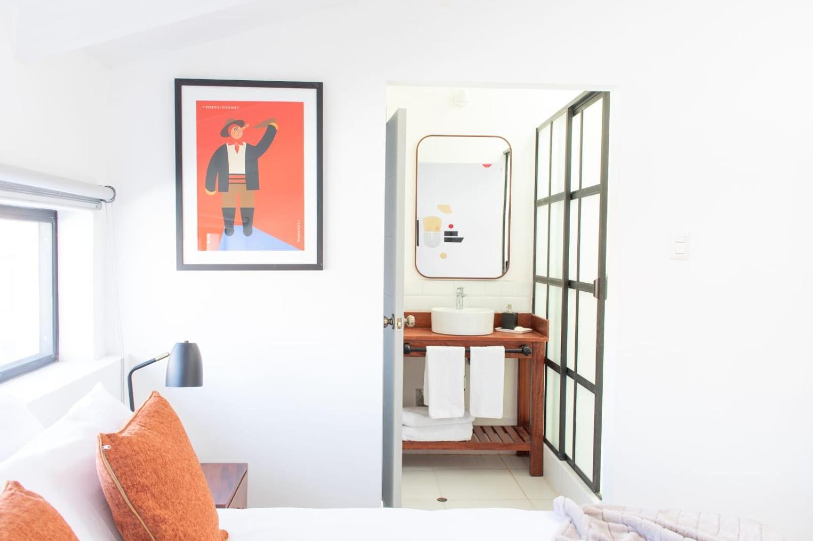 Hotel Solara Art House By Aemak *