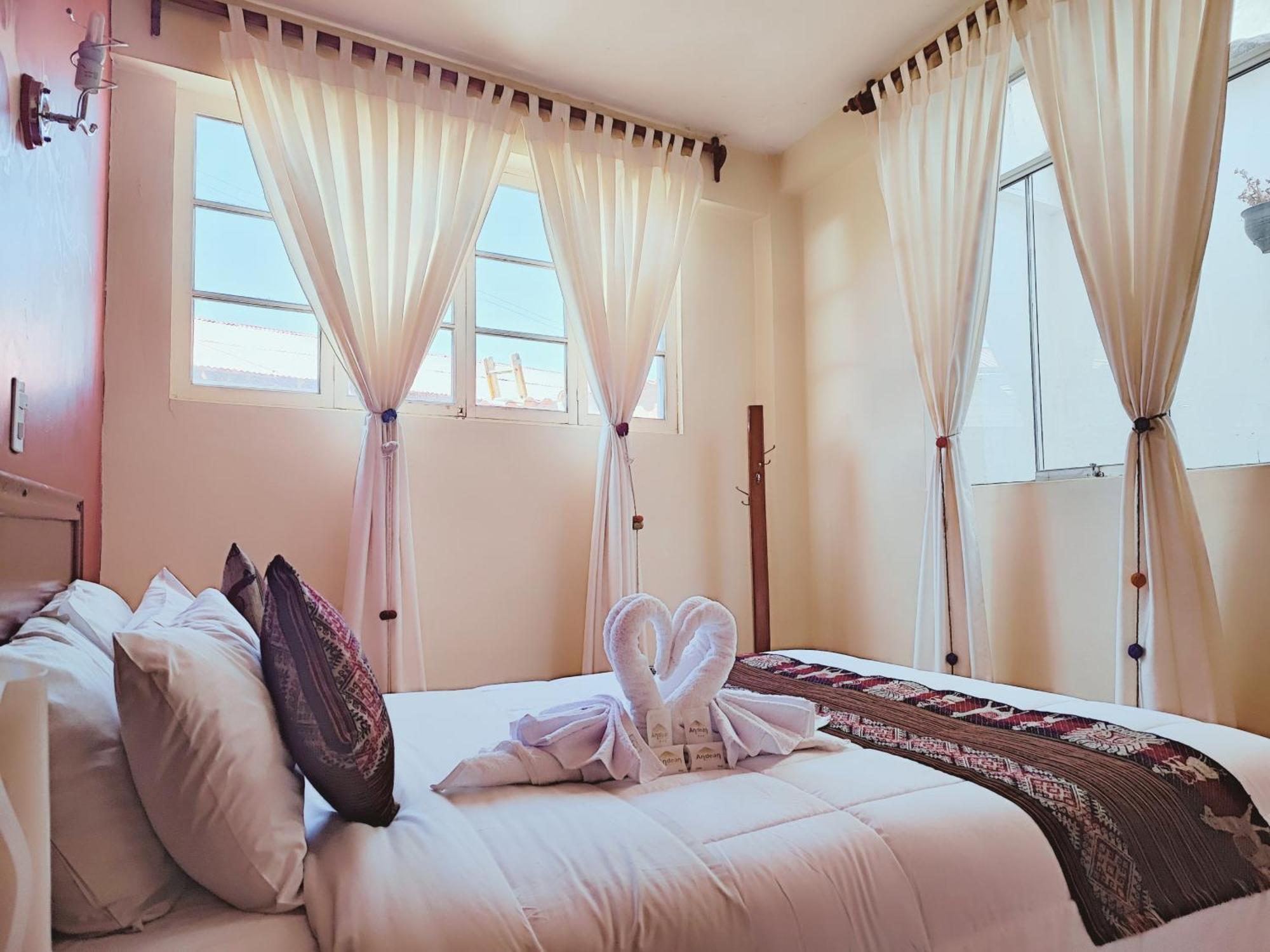 Hotel Andean Host