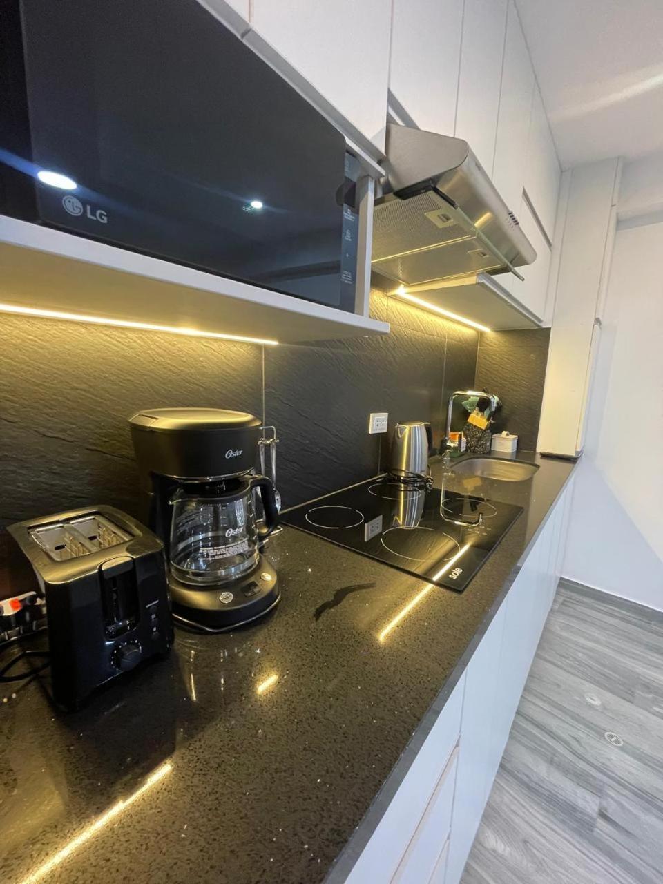 Apartment Vista Living 201 *