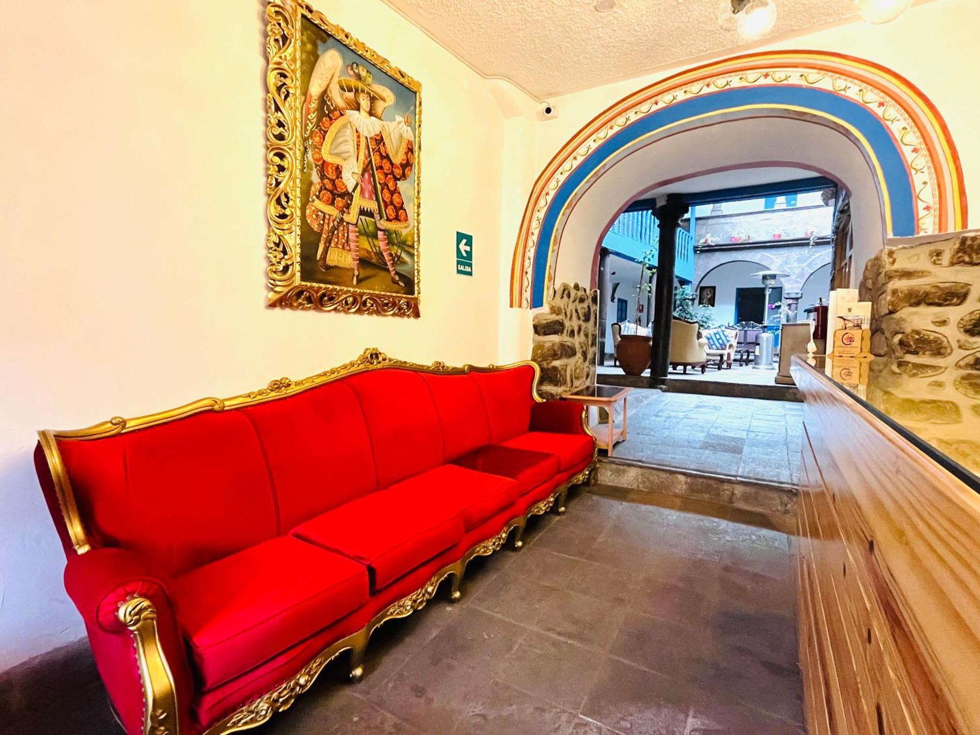 Rojas Plaza Boutique Hotel 3*