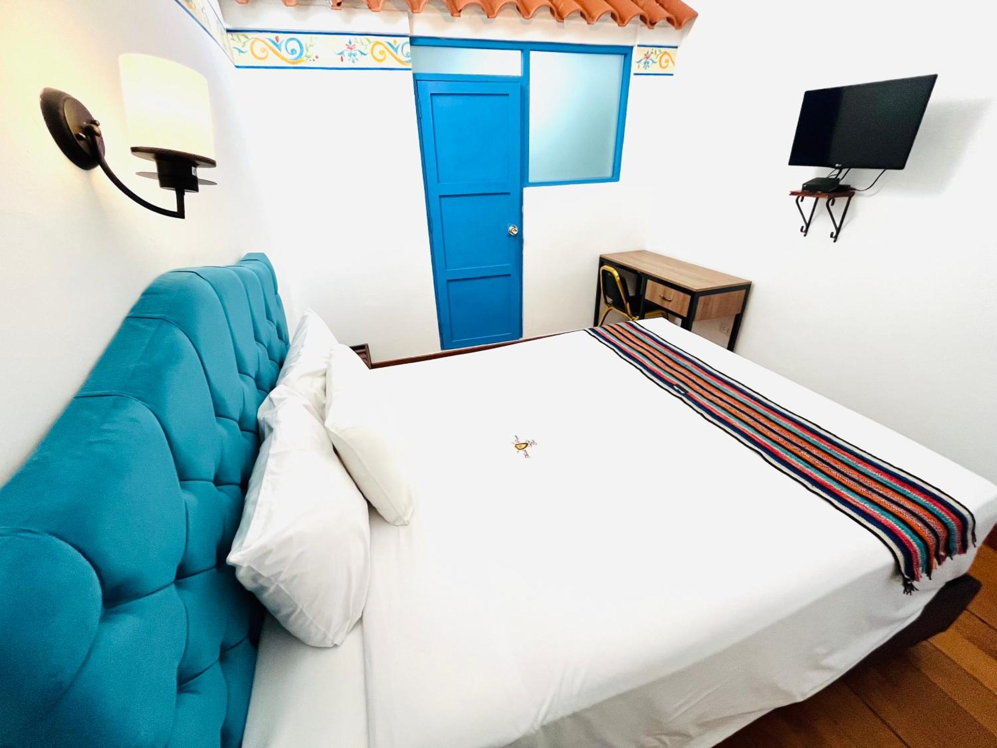 Rojas Plaza Boutique Hotel 3*
