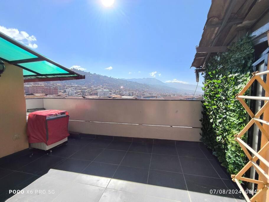 Plaza Penthouse Apartment *