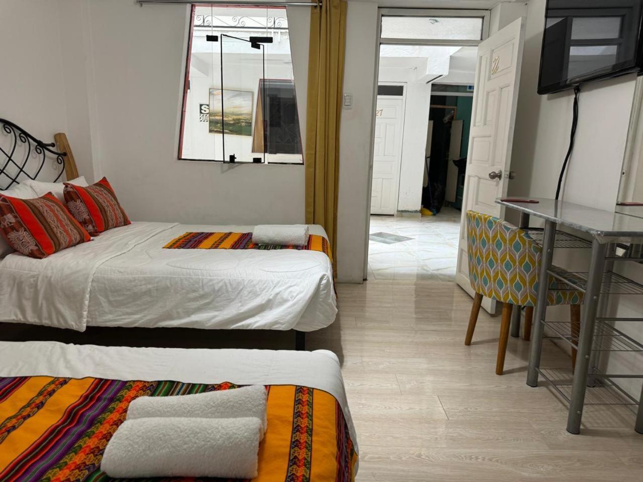 Hotel Plateros *