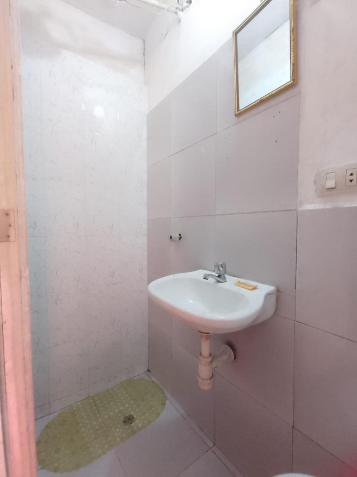 Bed and breakfast Satya House