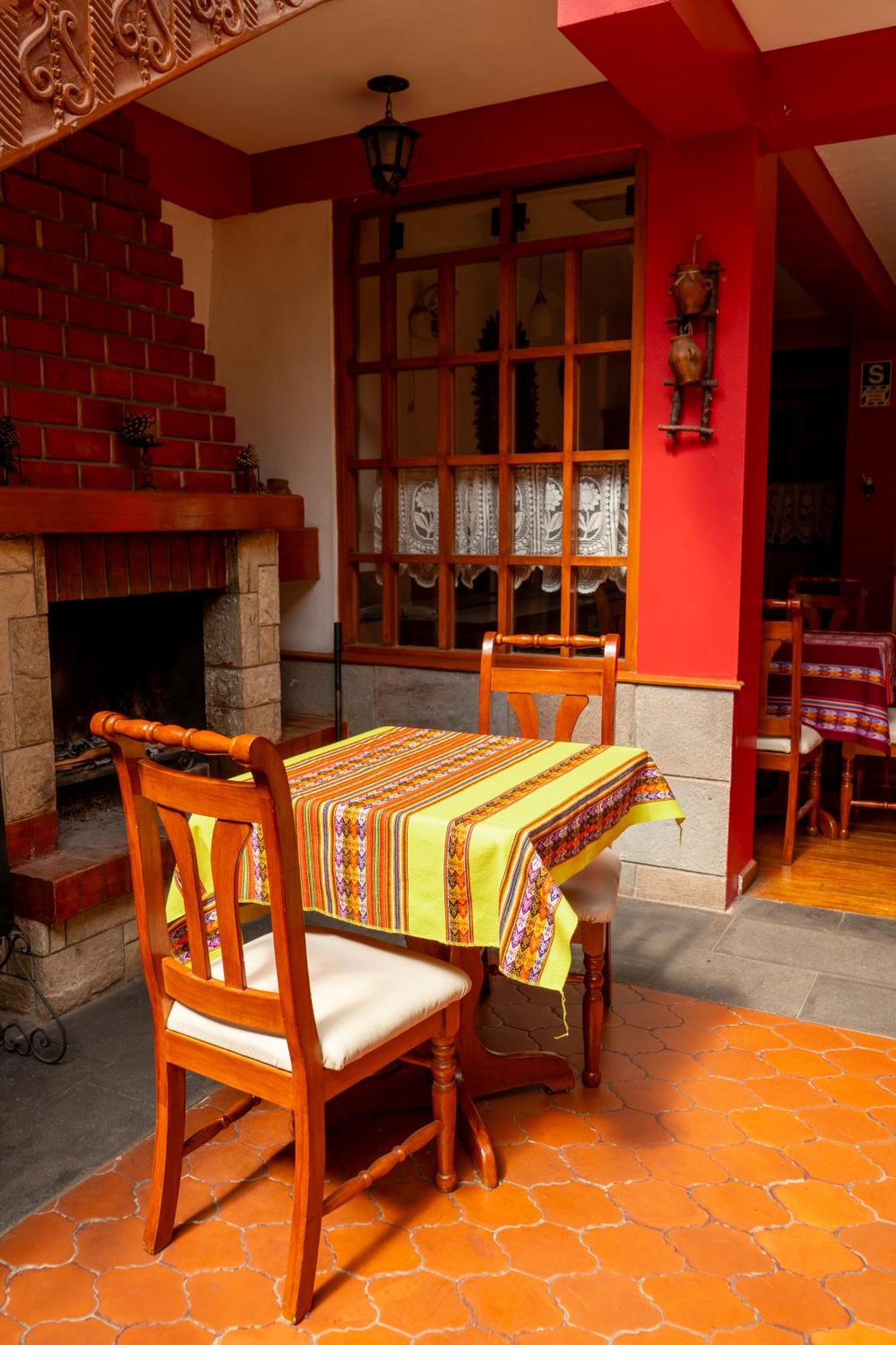 La De Atahualpa Hotel