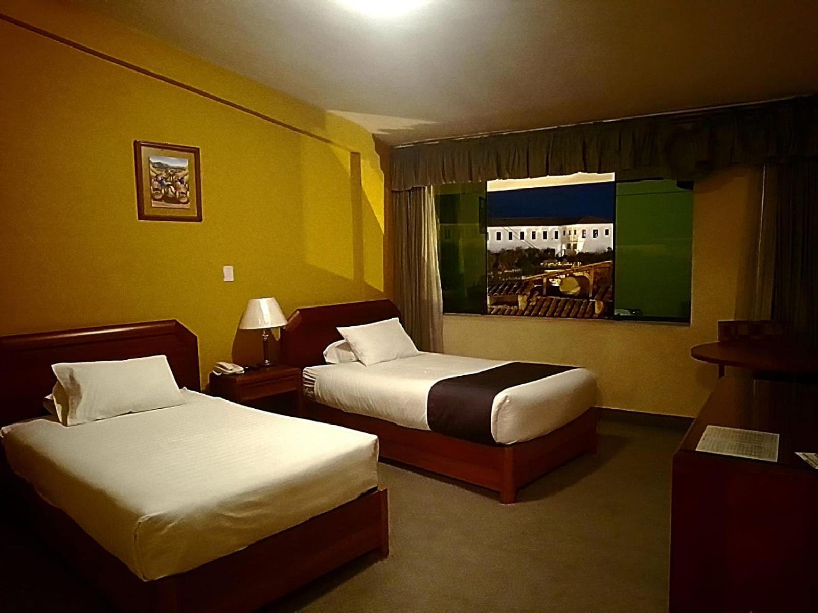 Qarmenqa Hotel
