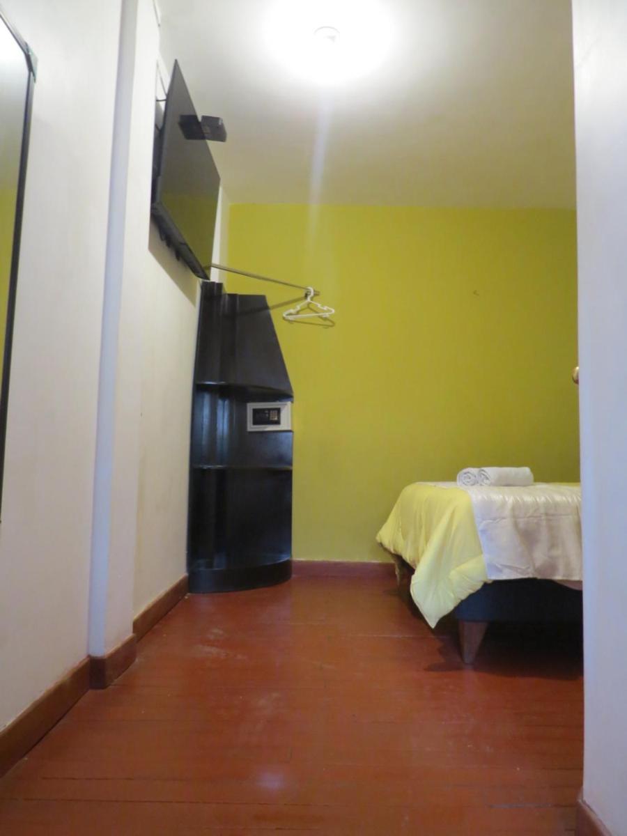 La Casa De Abril *