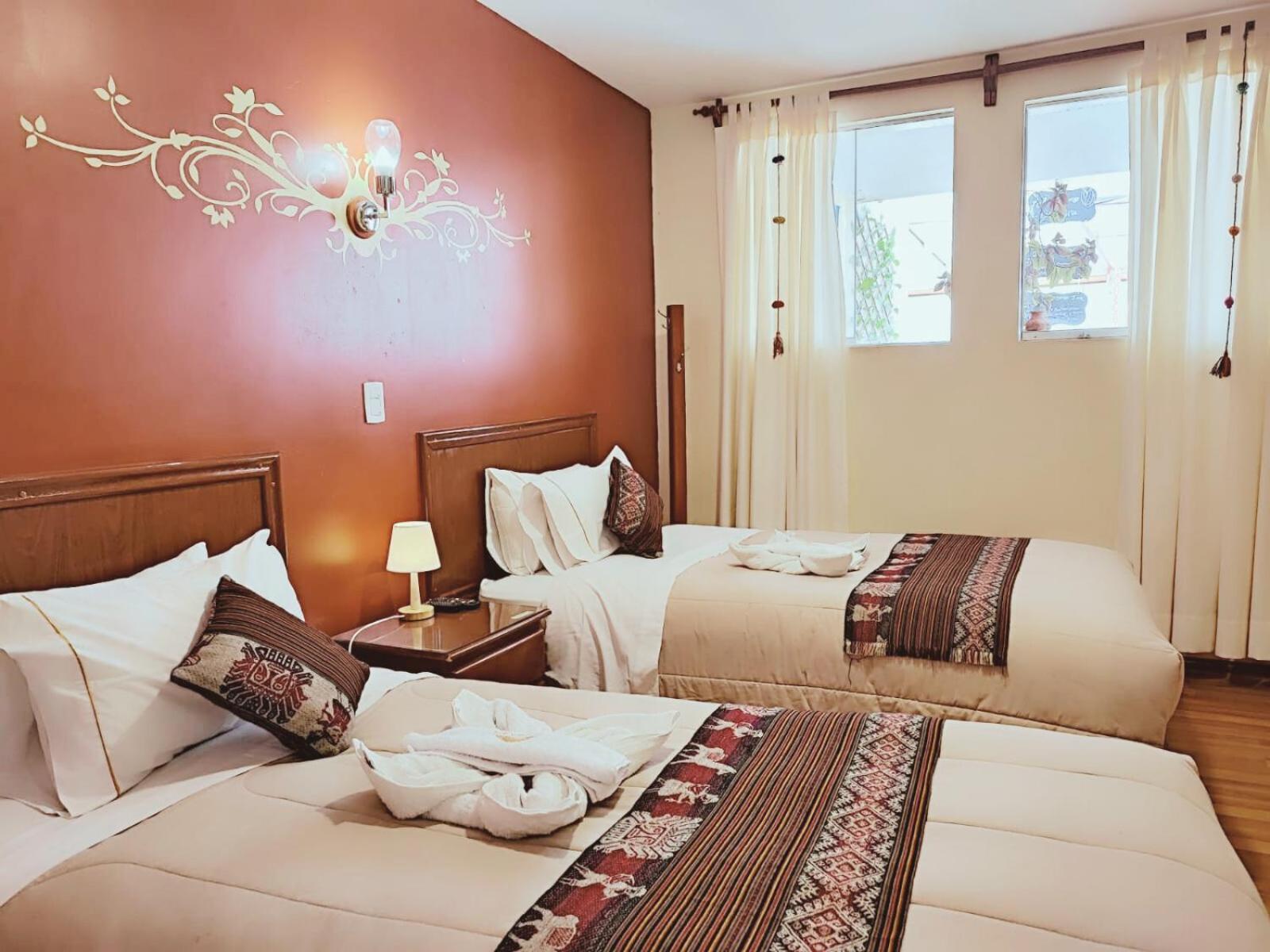 Andean Host Hotel