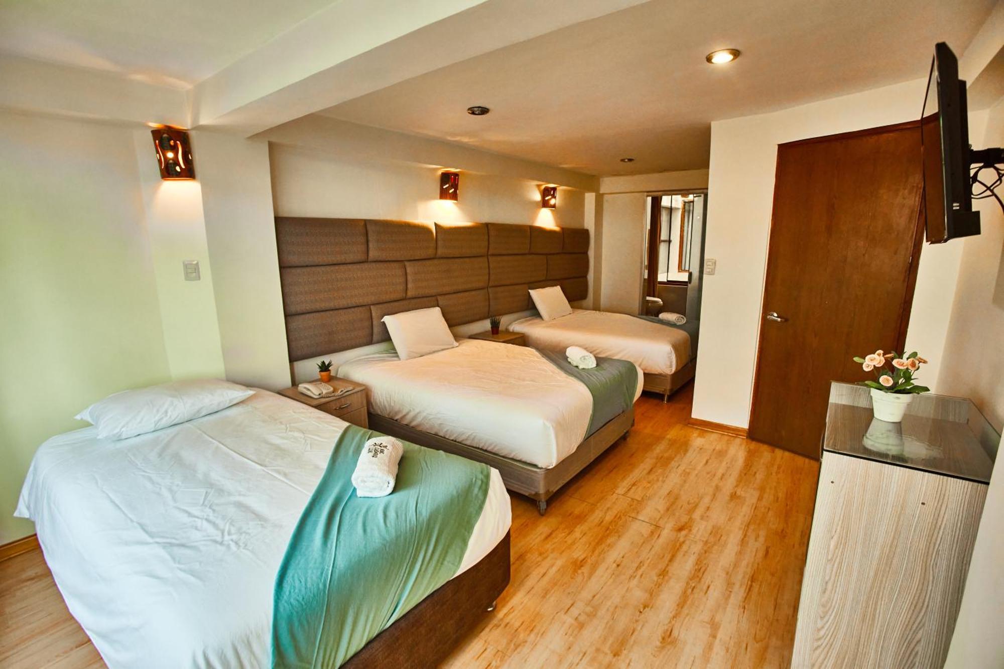 Hotel Inti Tampu *
