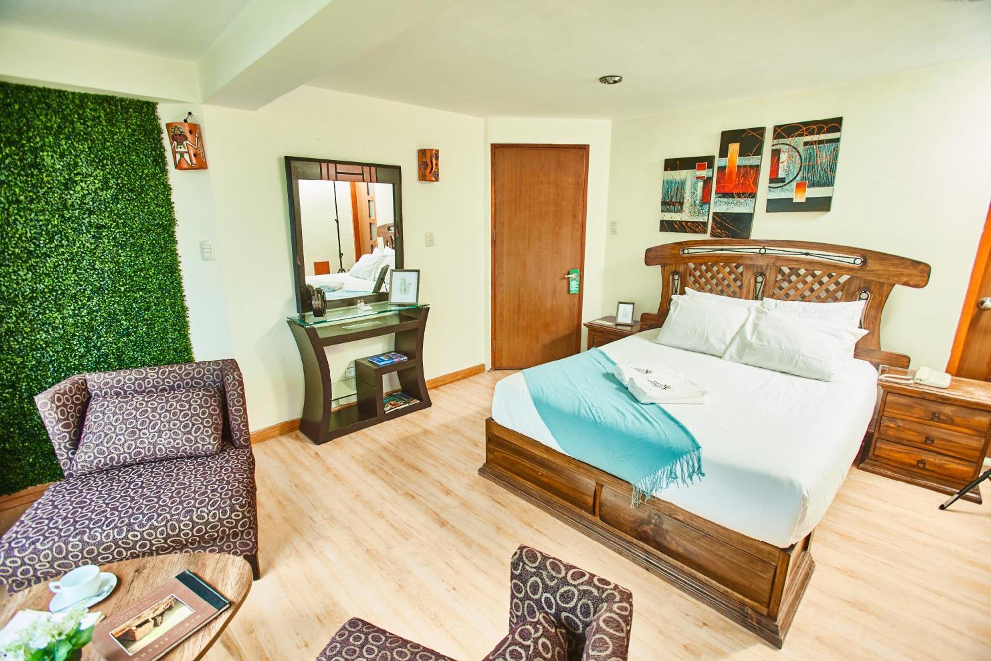 Inti Tampu Hotel *