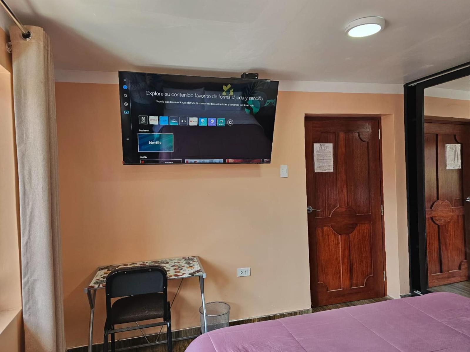 Paqcha Hotel *