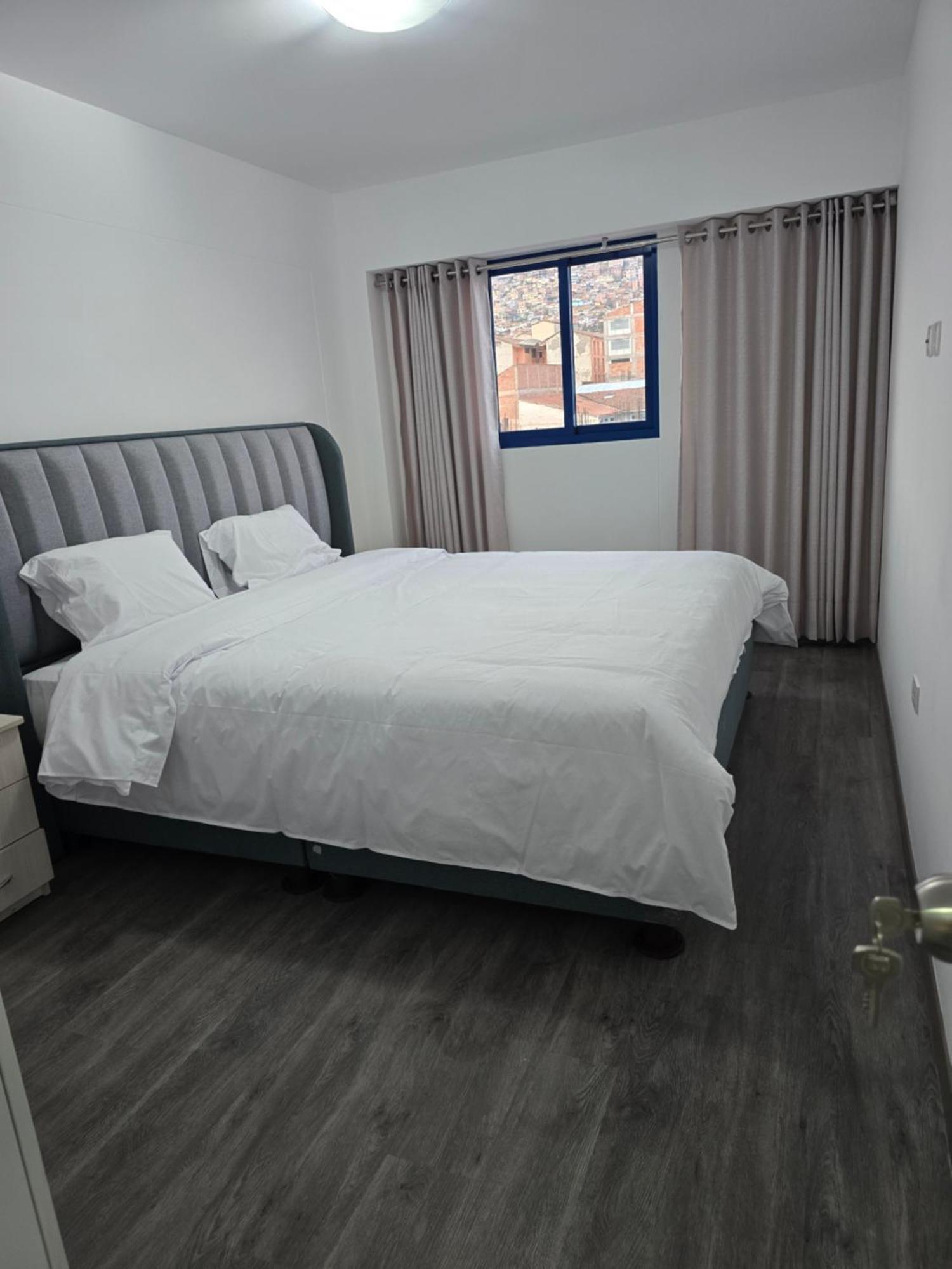 Sam Apartment