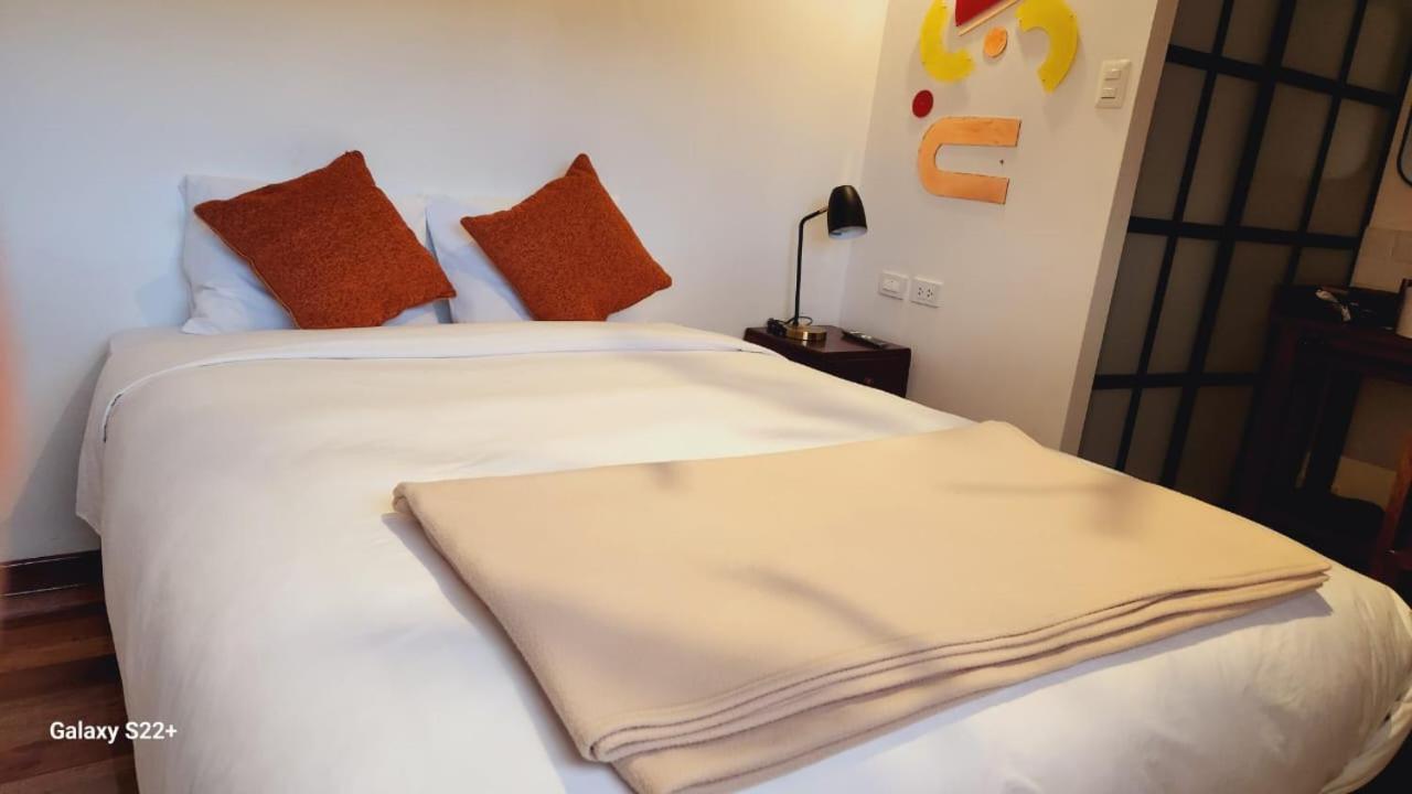 Solara Art House By Aemak Hotel