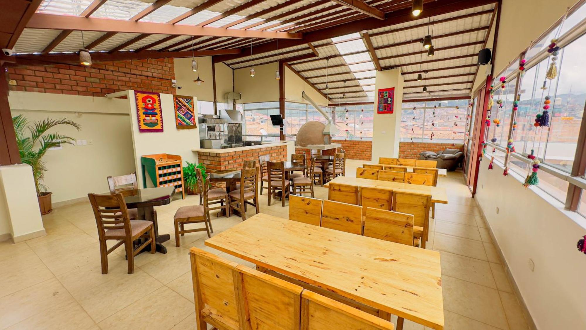 Andean Atoq Hostal Cuzco
