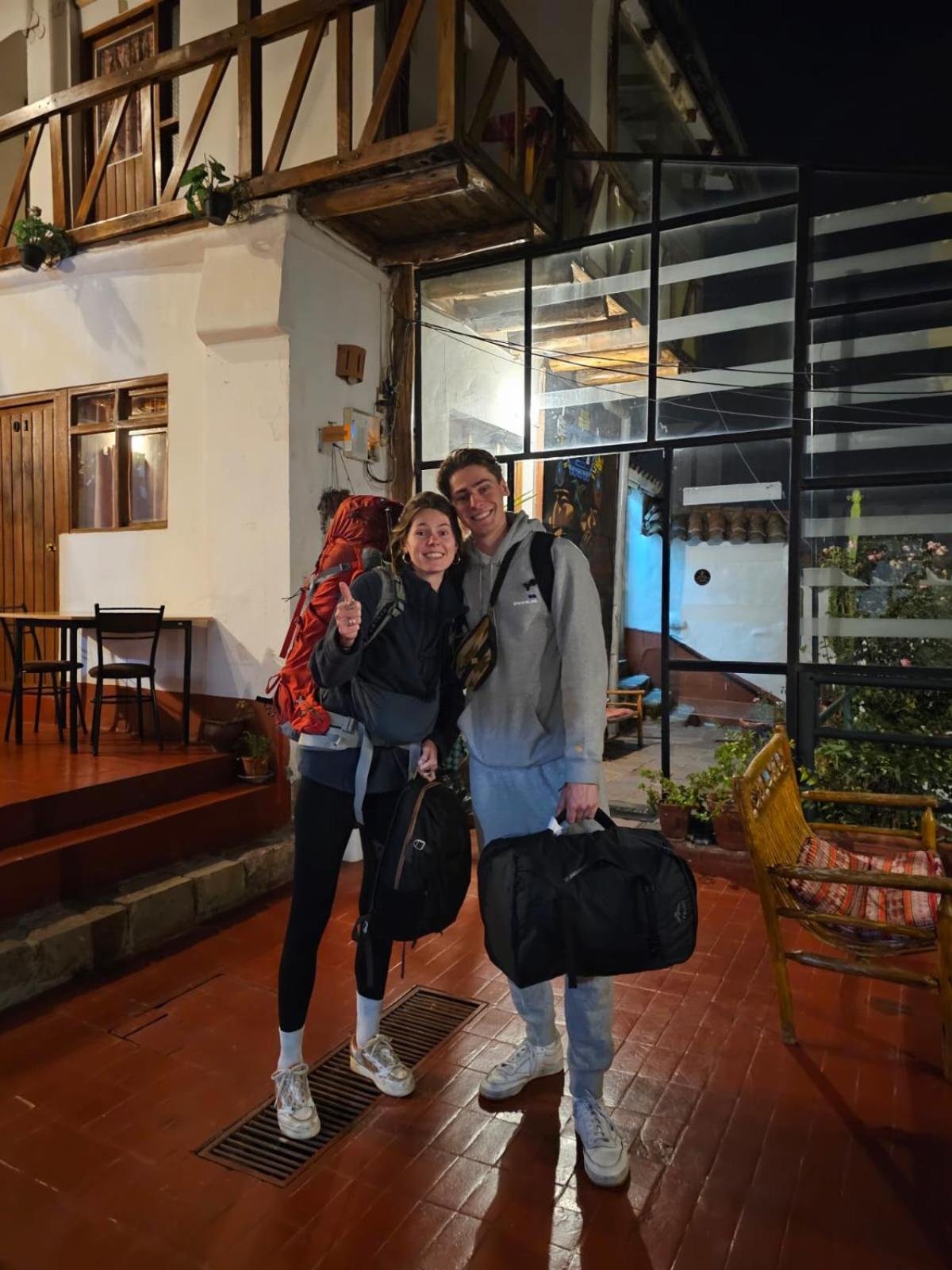 Casa Acomodação com café da manhã  *