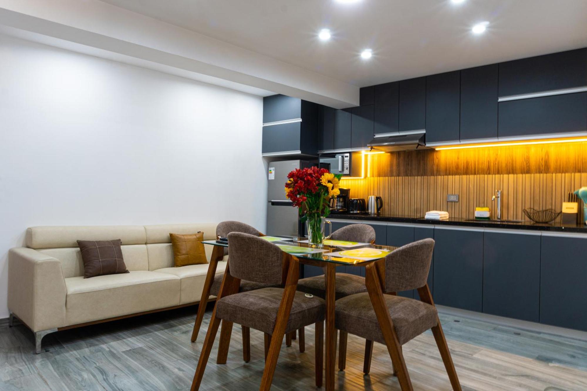 Vista Living 201