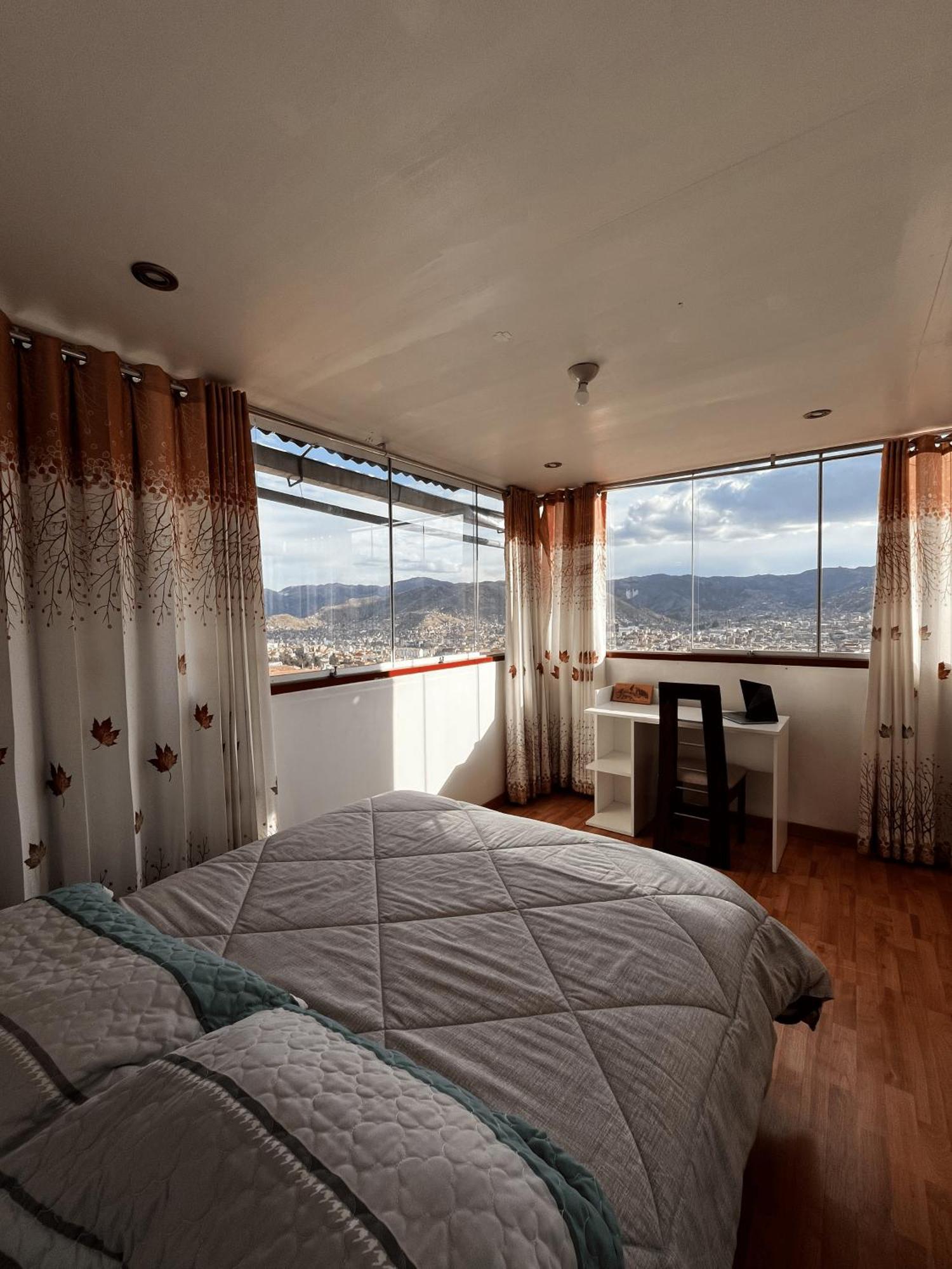 Summit Viewpoint House San Blas * Cusco