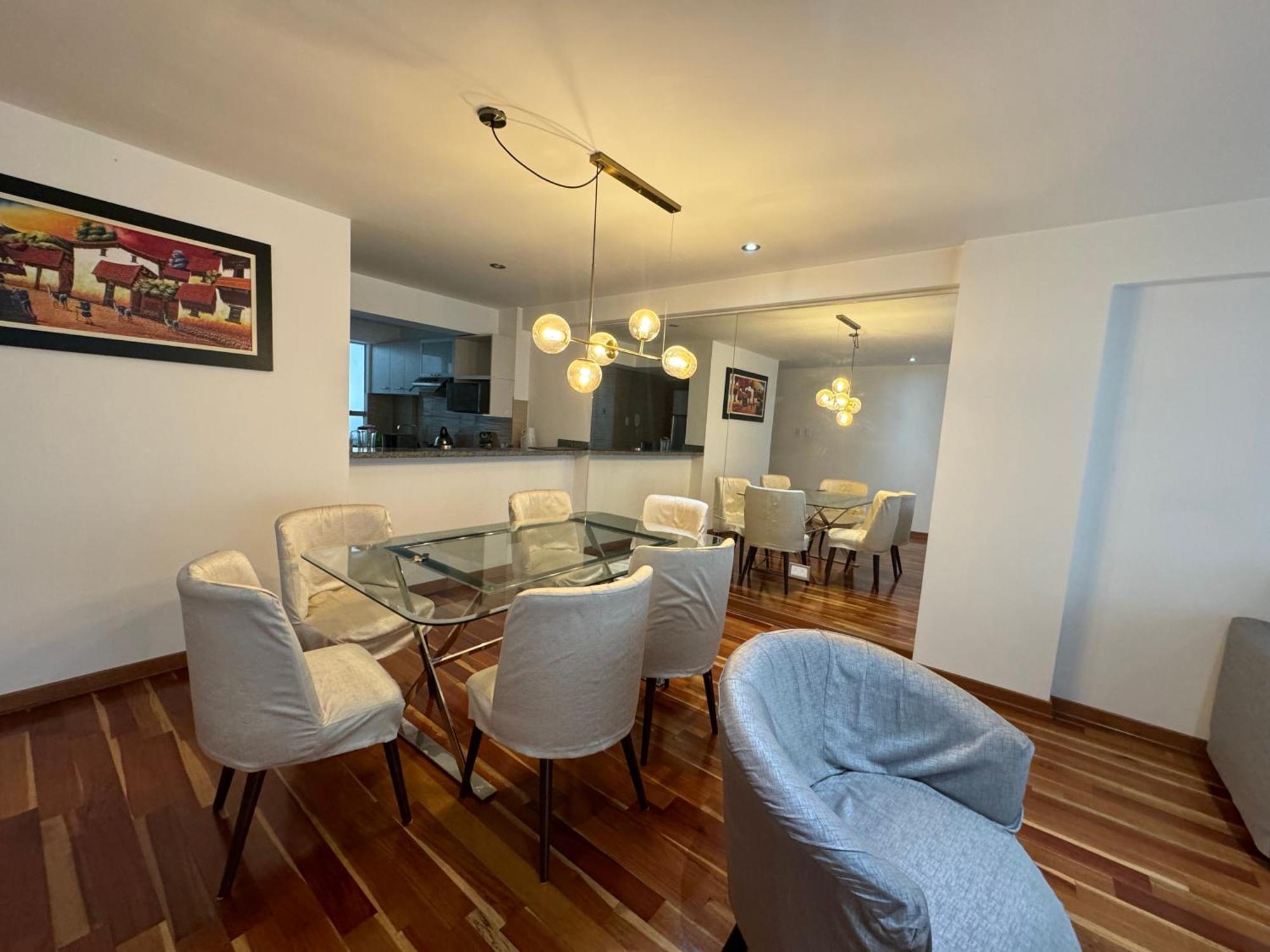 Qf Apartment