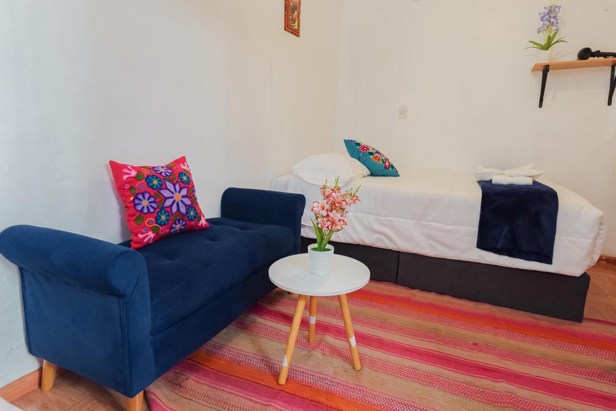 Warm And House With Spectacular View Of Pensión