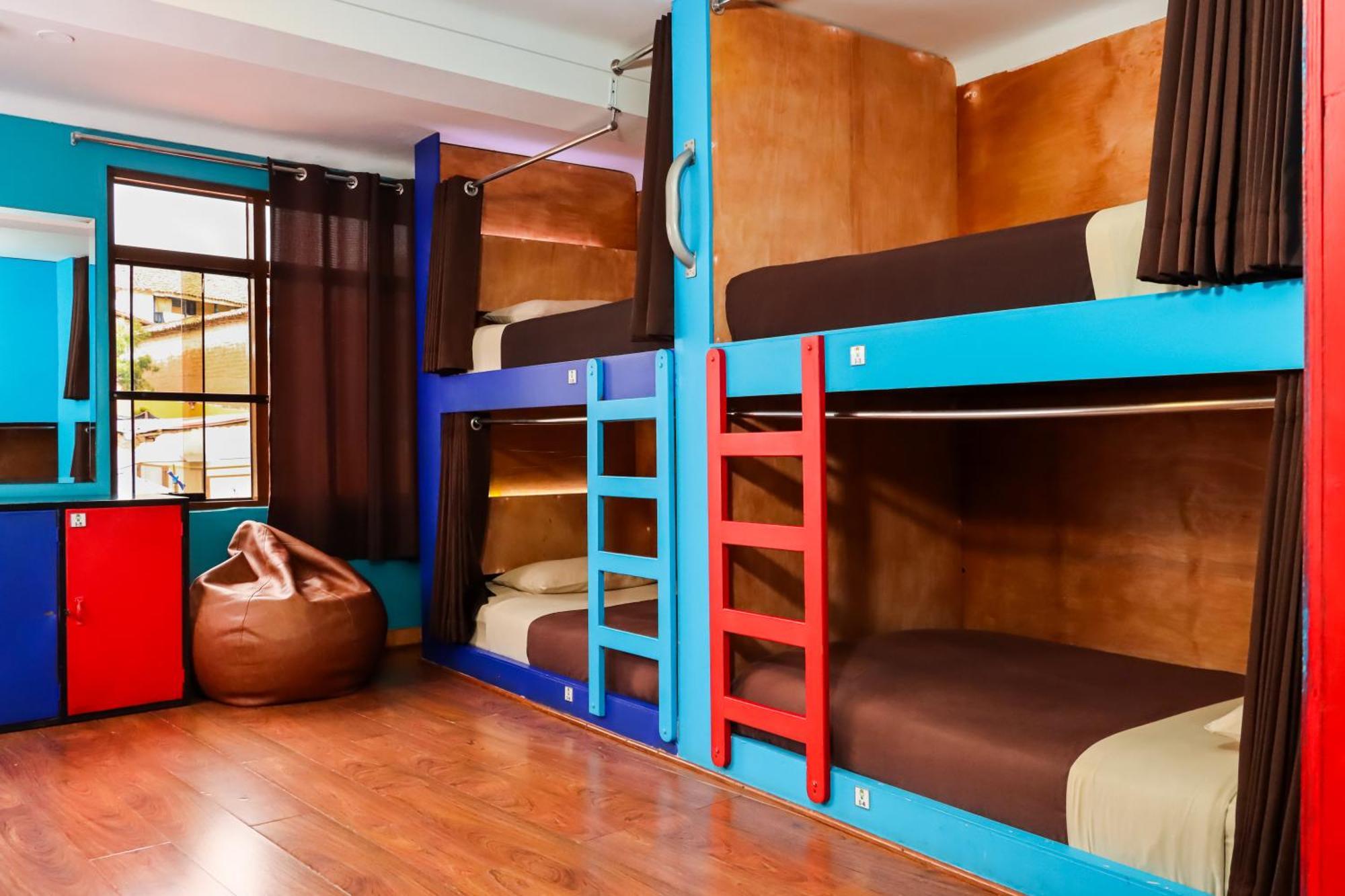 Wild Rover Cusco Hostel *