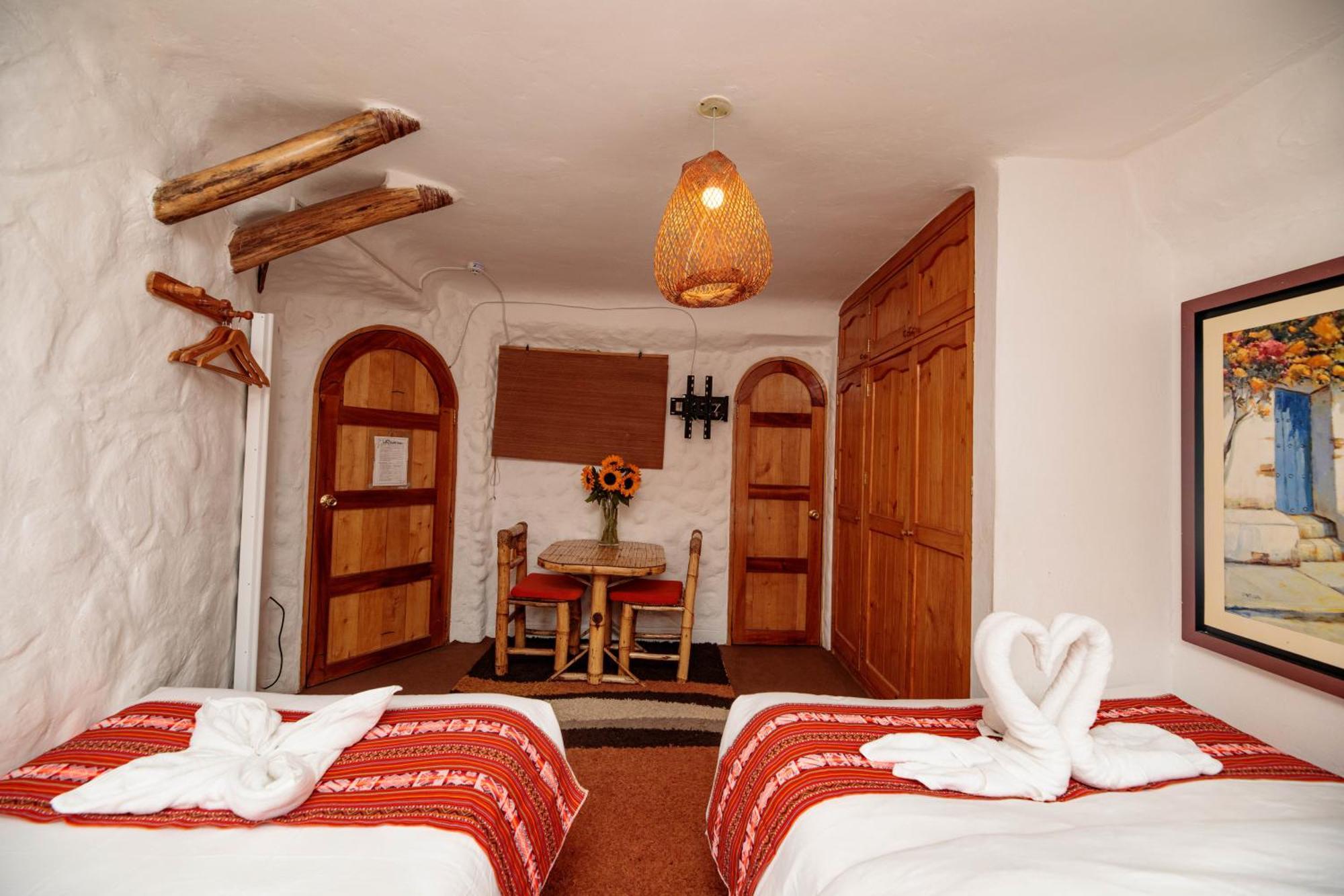 Madre Tierra Inn 3*