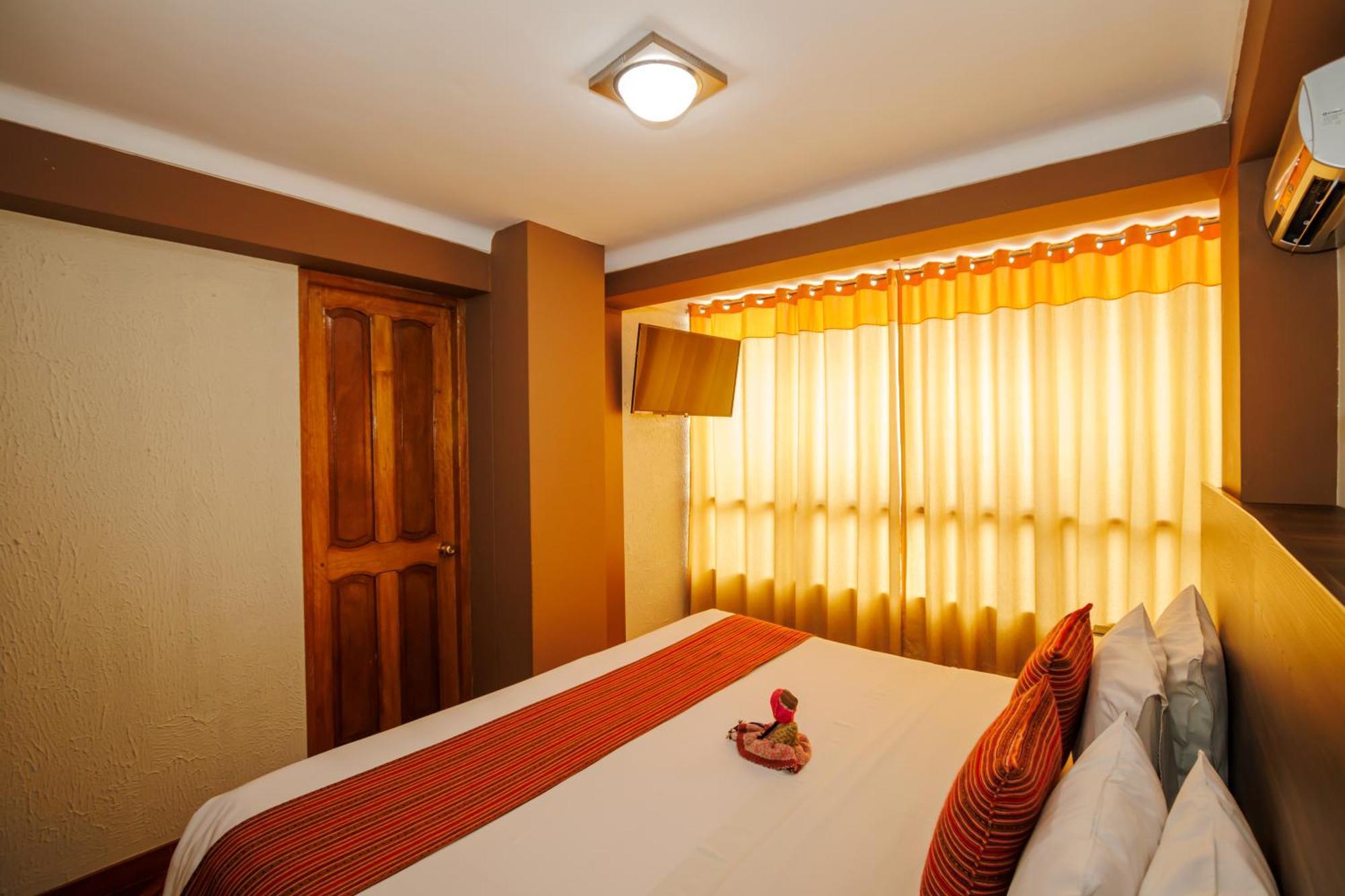 Principe Iii Hotel