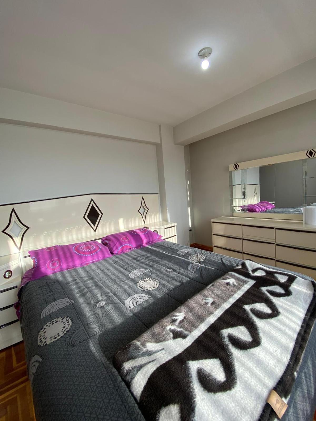 Happy Apartment