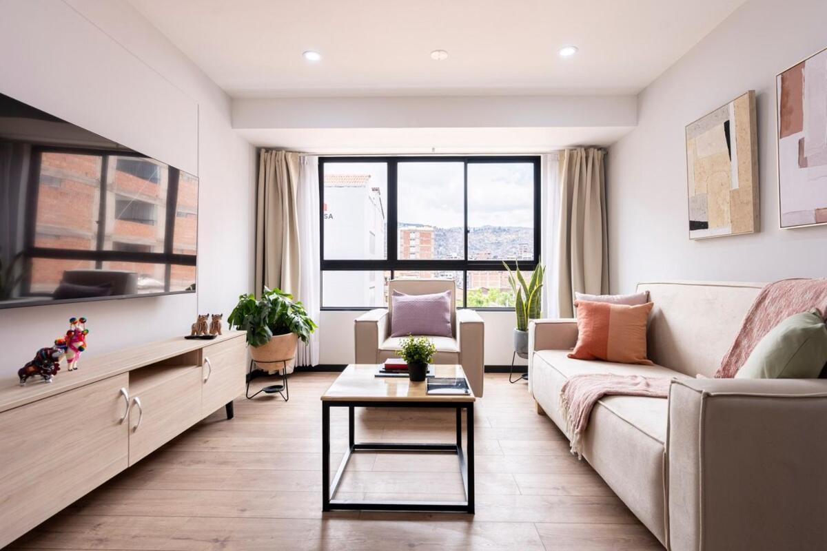 Apartment Cozy And Modern Near Downtown